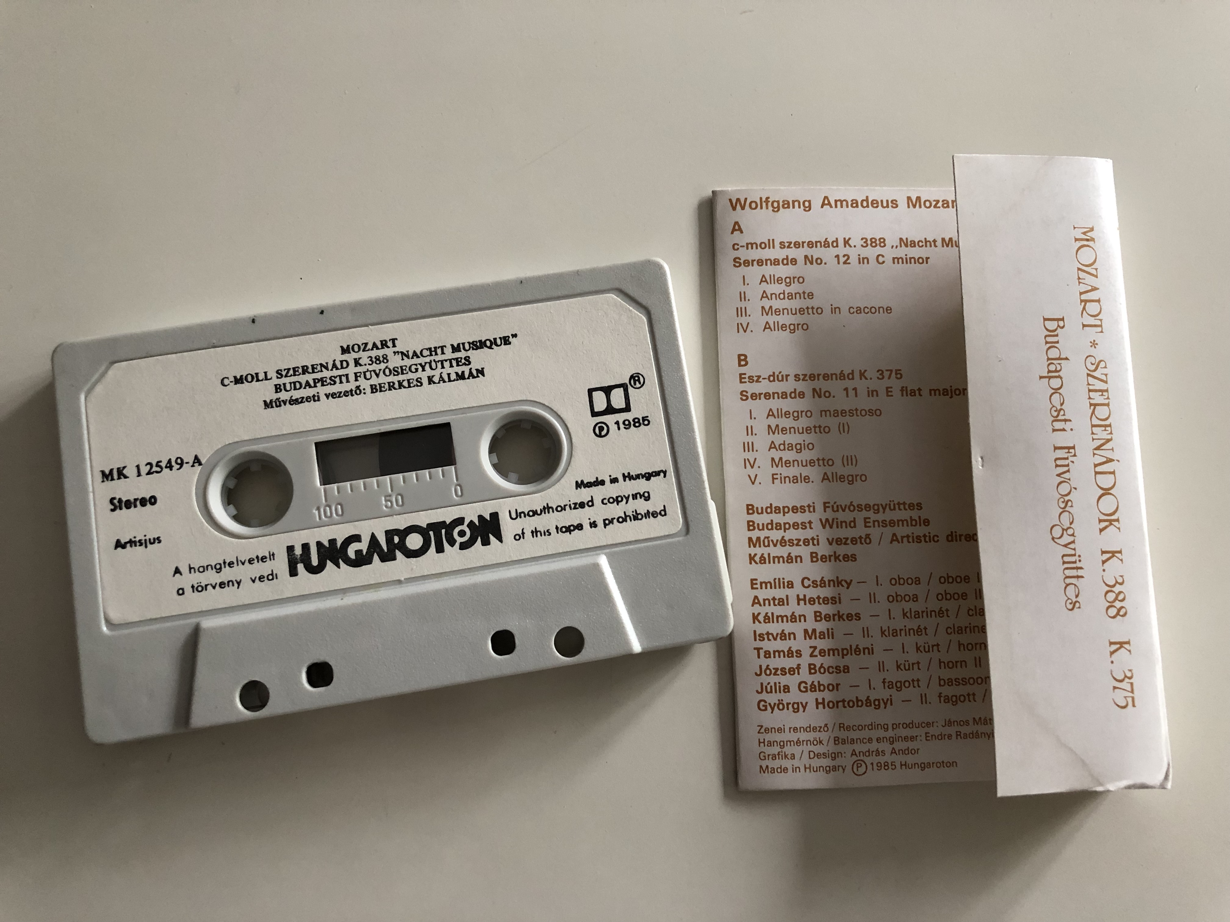 mozart-serenades-in-c-minor-k.-388-nacht-musique-in-e-flat-major-k.-375-budapest-wind-ensemble-hungaroton-cassette-stereo-mk-12549-2-.jpg