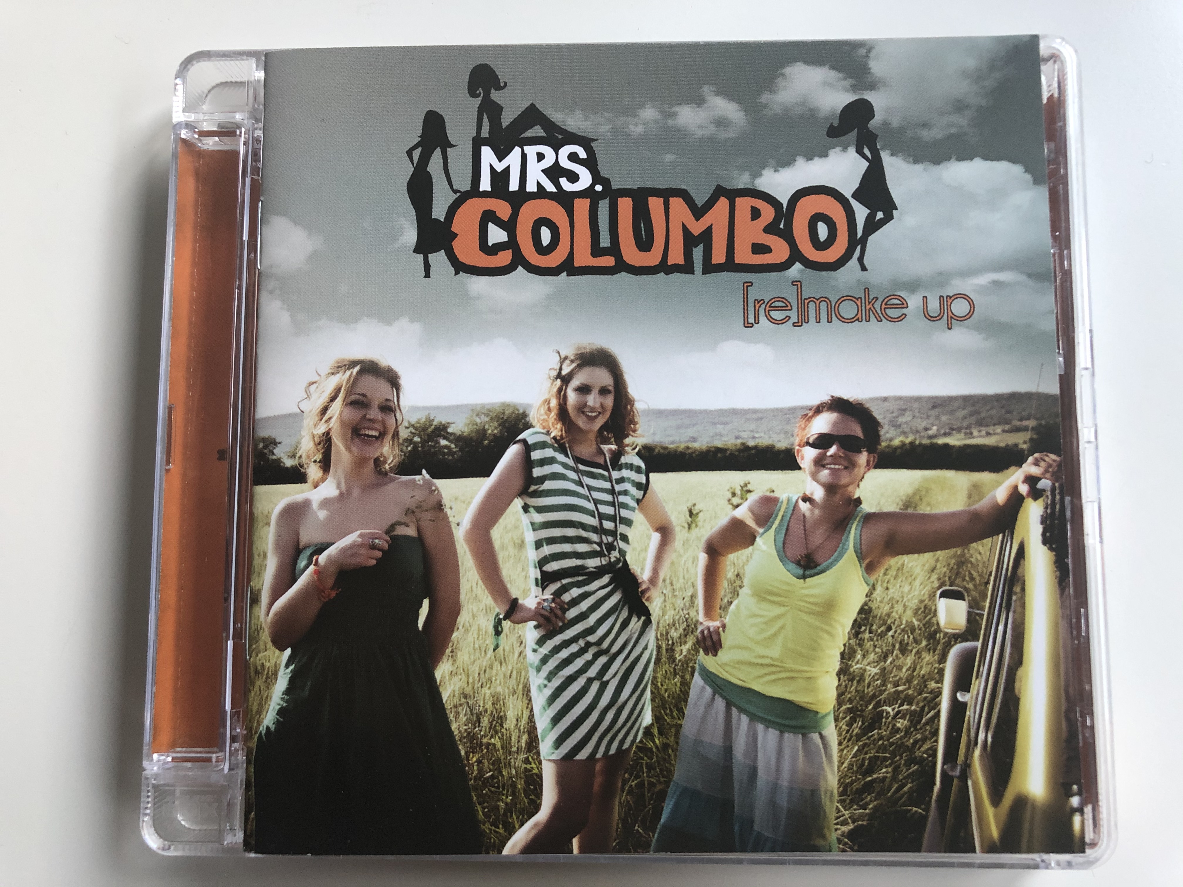 mrs.-columbo-re-make-up-magneoton-audio-cd-2011-5999884690283-1-.jpg