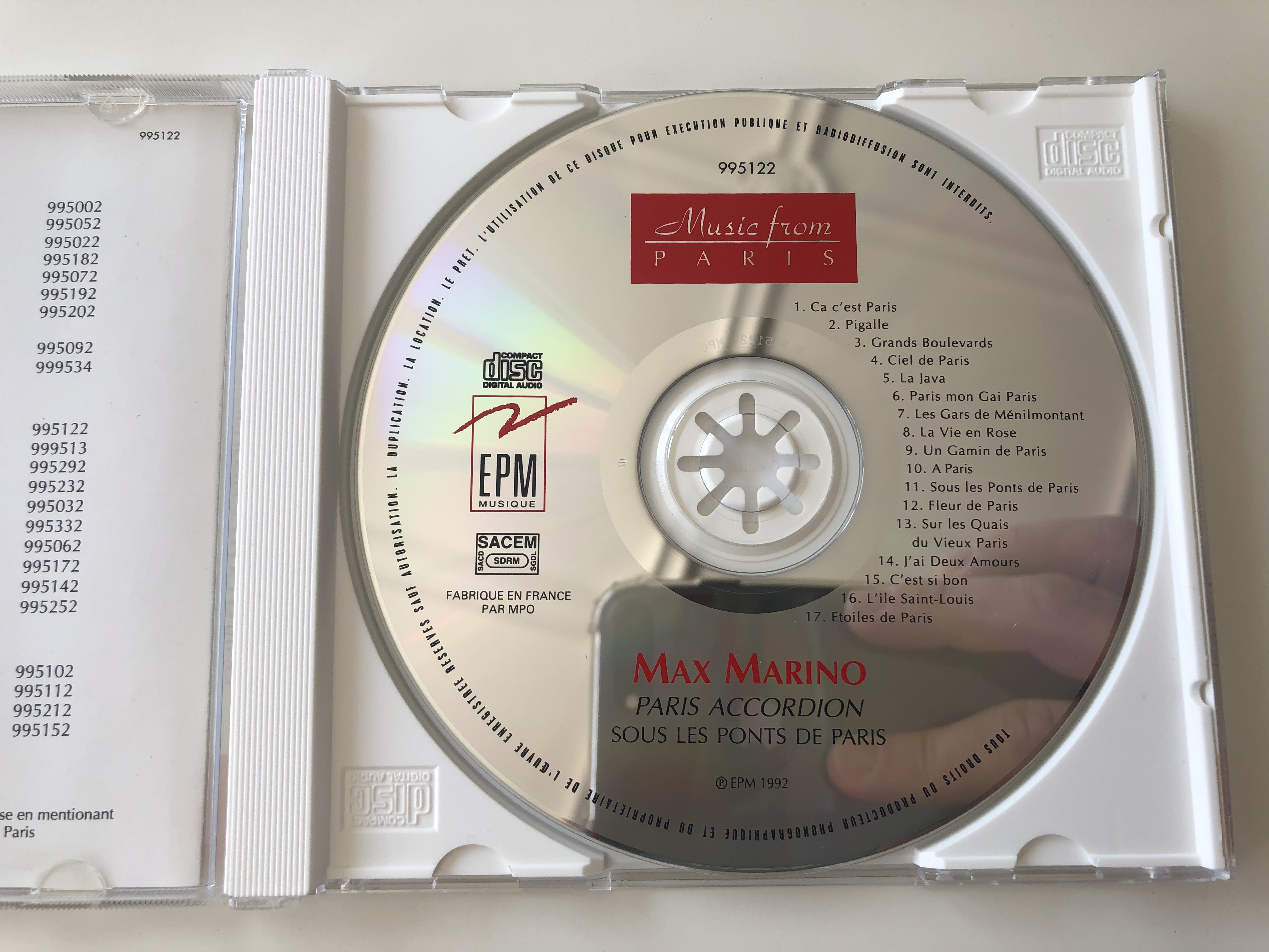 music-from-paris-paris-accordion-max-marino-sous-les-ponts-de-paris-epm-musique-audio-cd-1992-995122-3-.jpg
