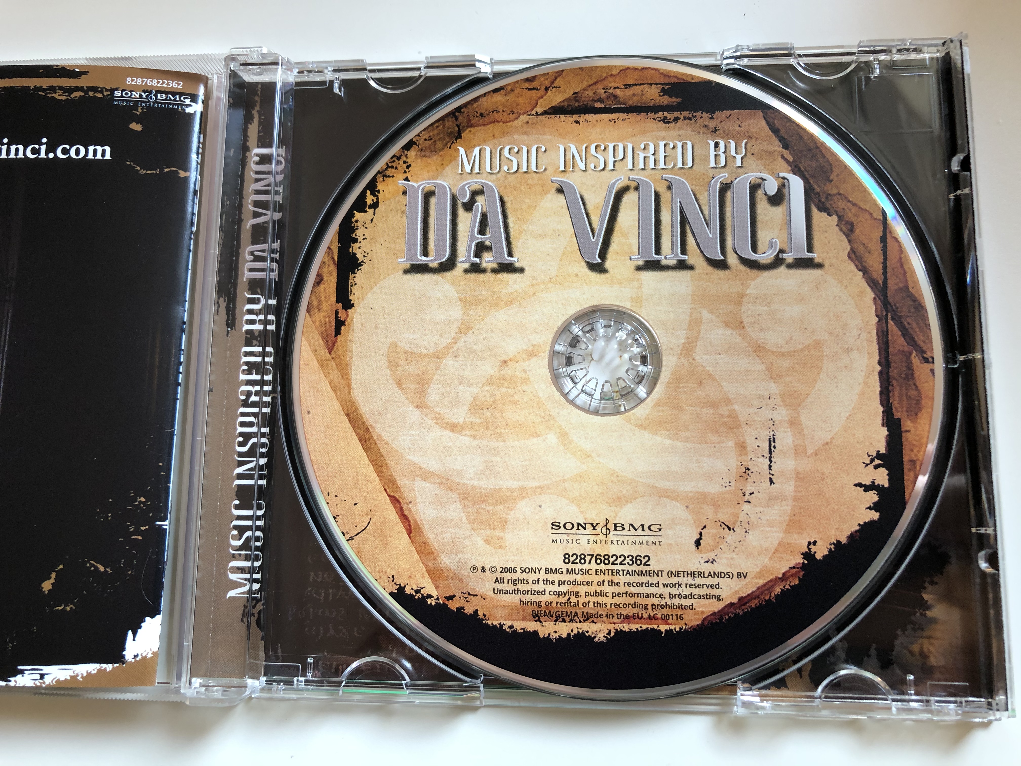music-inspired-by-da-vinci-sony-bmg-music-entertainment-audio-cd-2006-82876822362-8-.jpg