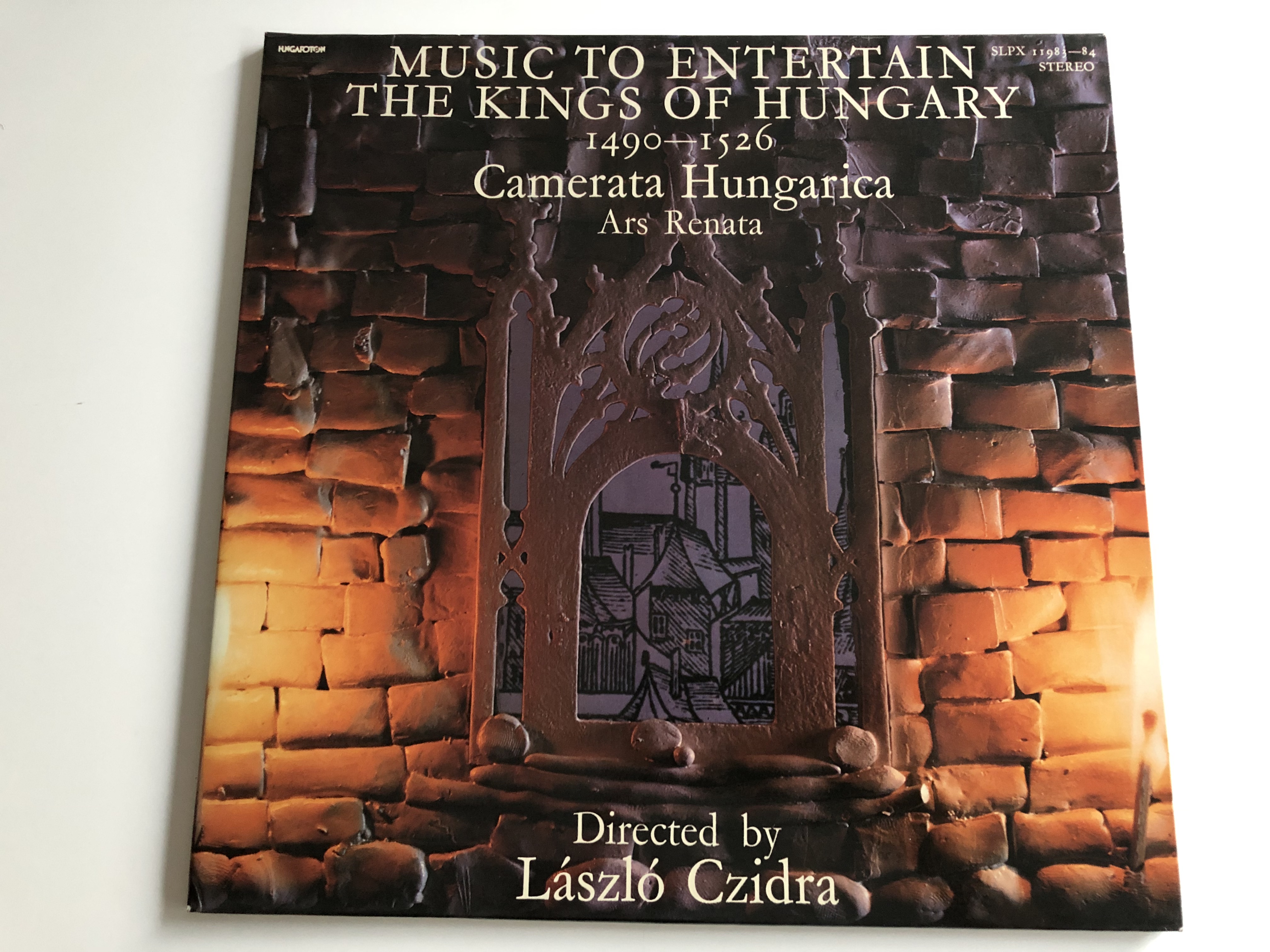 music-to-entertain-the-kings-of-hungary-1490-1526-camerata-hungarica-ars-renata-directed-l-szl-czidra-hungaroton-2x-lp-stereo-slpx-11983-84-1-.jpg