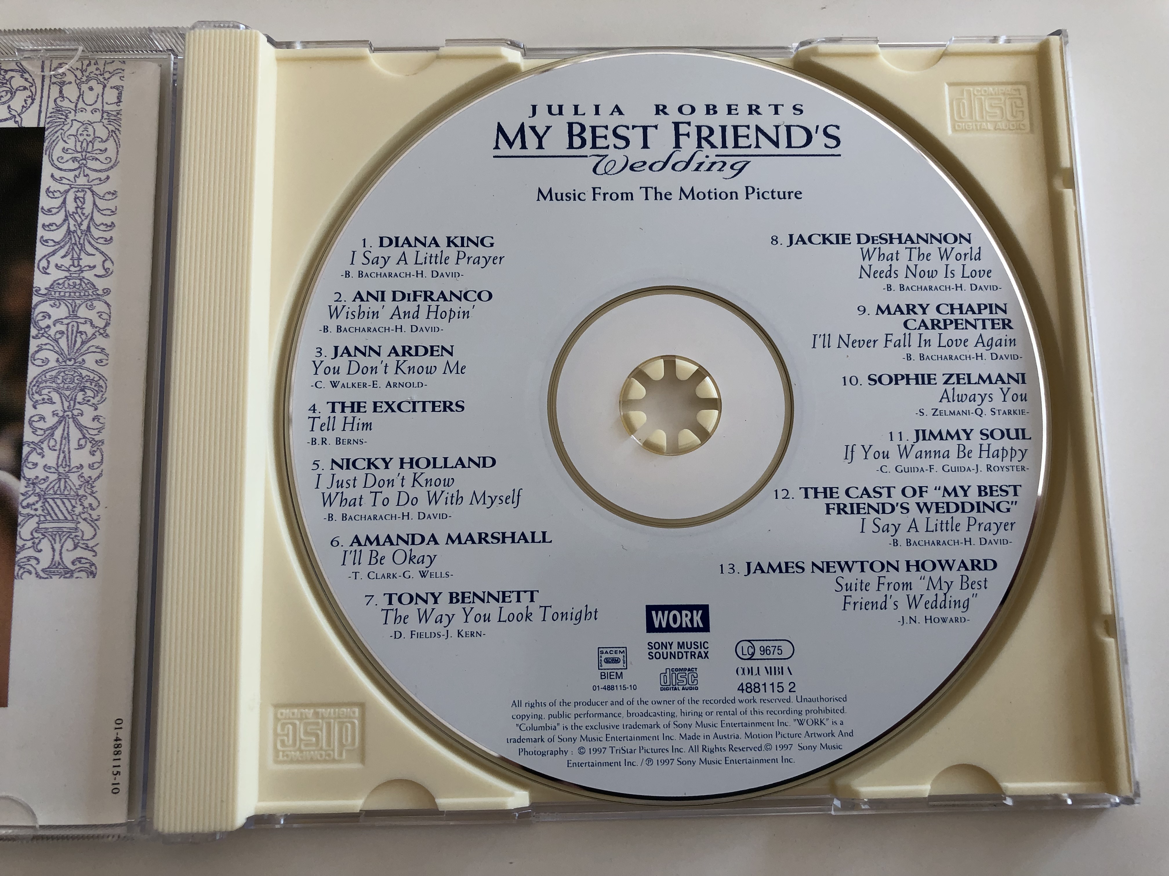my-best-friend-s-wedding-julia-roberts-music-from-the-motion-picture-audio-cd-1997-columbia-wrk-488115-2-5-.jpg