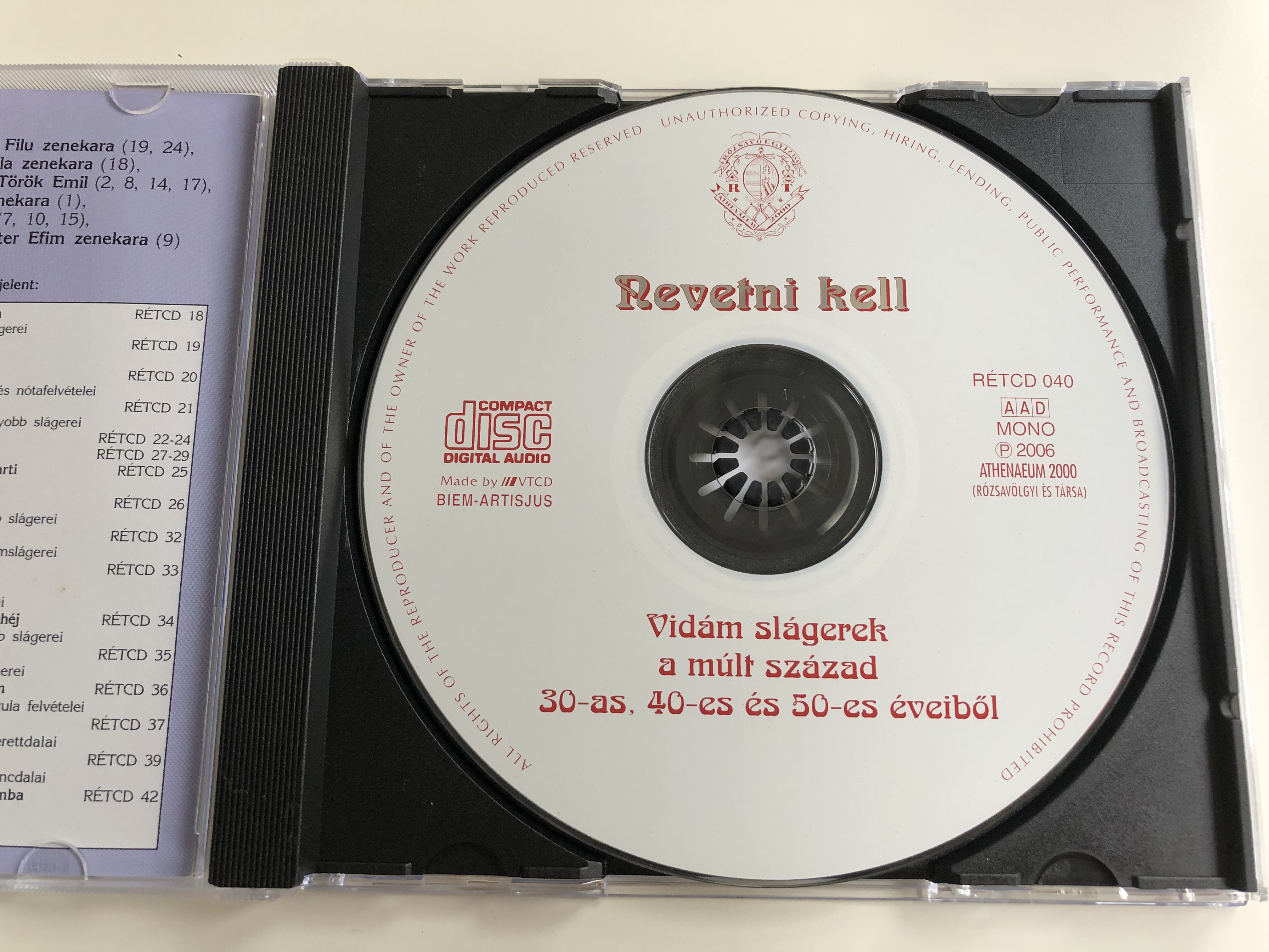 nevetni-kell-vid-m-sl-gerek-a-m-lt-sz-zad-30-as-40-es-s-50-es-veib-l-ambr-zy-ferenc-barab-s-s-ri-b-rsony-r-zsi-bilicsi-tivadar-fekete-p-l-hol-czy-nekegy-ttes-kalm-r-p-l-r-zsav-lgy-5-.jpg
