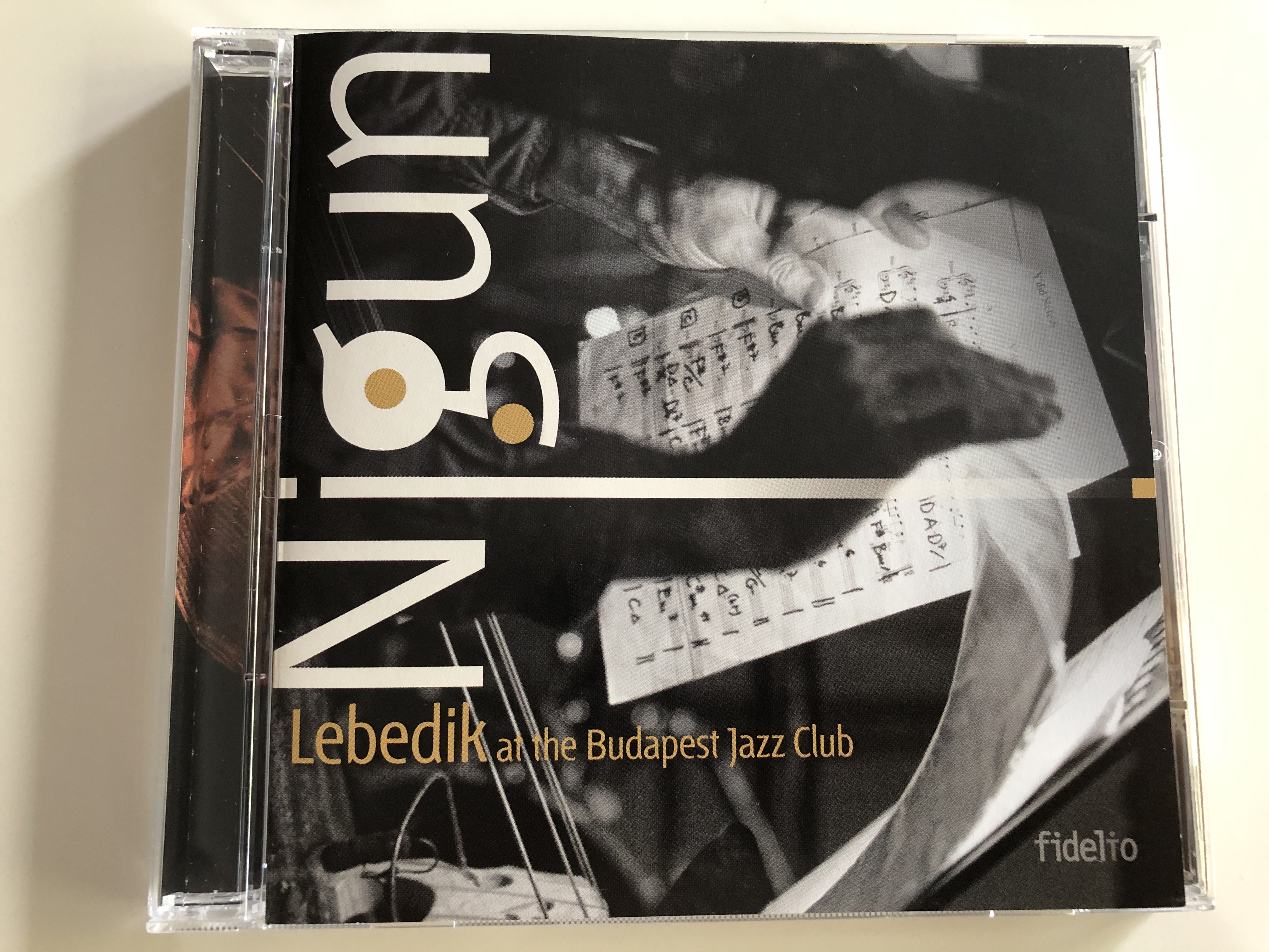 nigun-lebedik-at-the-budapest-jazz-club-audio-cd-2012-fidelio-fid-cd-009-1-.jpg