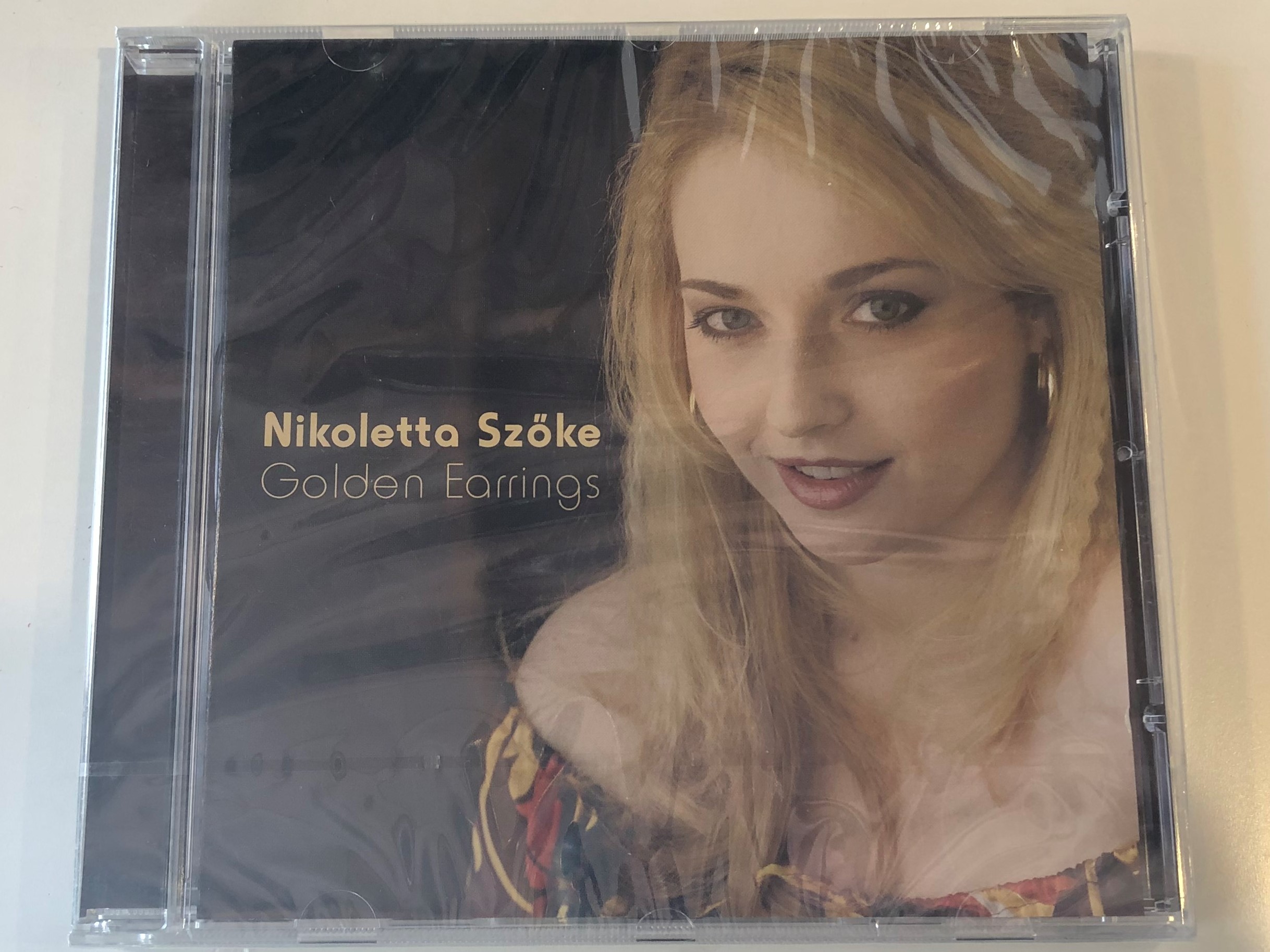 nikoletta-sz-ke-golden-earrings-gramy-records-audio-cd-2008-5998176107928-1-.jpg