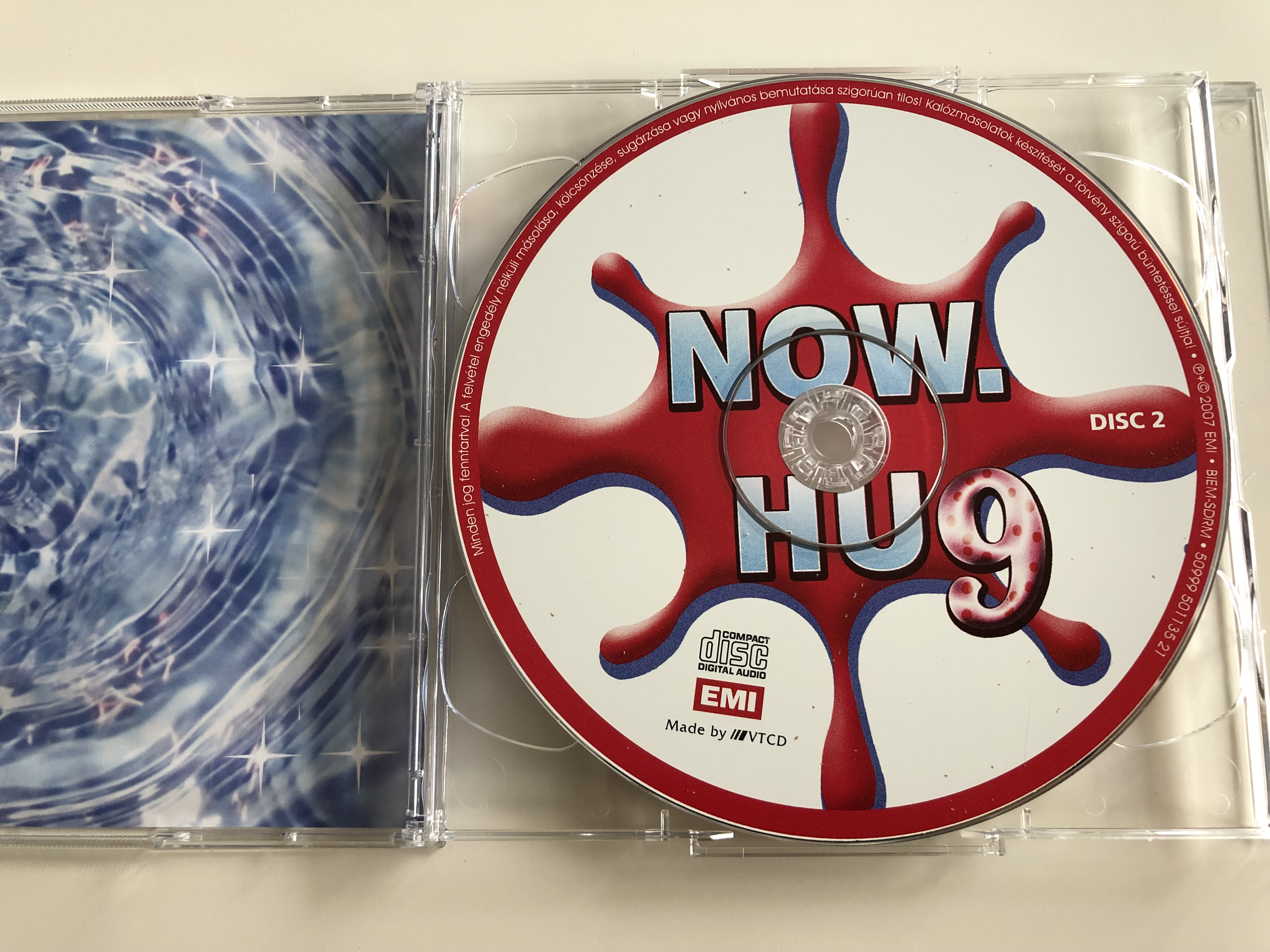 now.-hu-a-legfrissebb-hazai-9-dupla-cd-g-sp-r-laci-crystal-kos-no-thanx-zanzibar-szab-eszter-hooligans-nox-lola-magna-cum-laude-audio-cd-2007-emi-4-.jpg