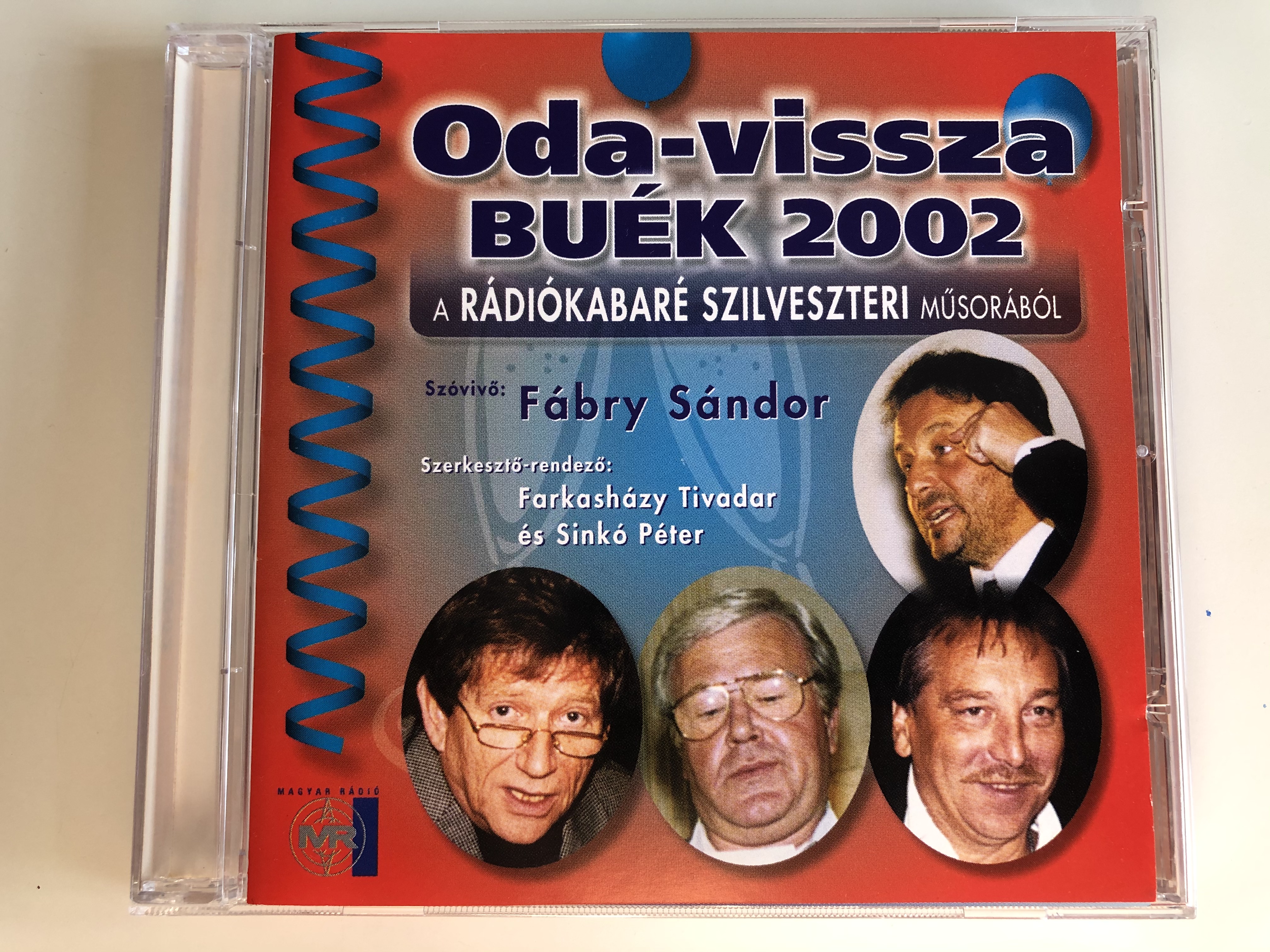 oda-vissza-buek-2002-a-radiokabare-szilveszteri-musorabol-szovivo-fabry-sandor-szerkeszto-rendezo-farkashazy-tivadar-es-sinko-peter-magyar-radio-audio-cd-2002-74321-928252-1-.jpg