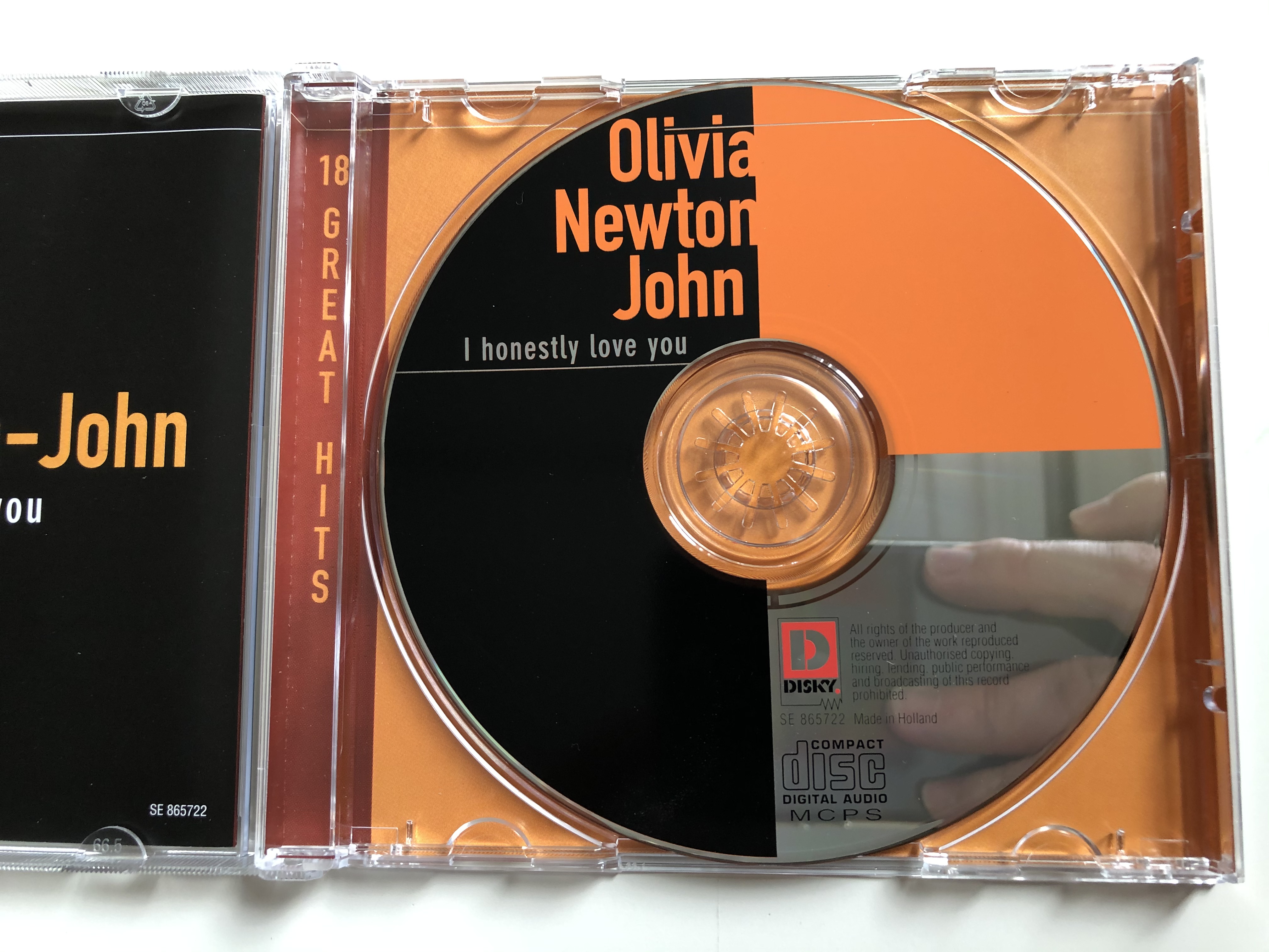 olivia-newton-john-i-honestly-love-you-18-great-hits-original-hit-recordings-if-not-for-you-banks-of-the-ohio-amoureuse-disky-audio-cd-1996-se-865722-3-.jpg