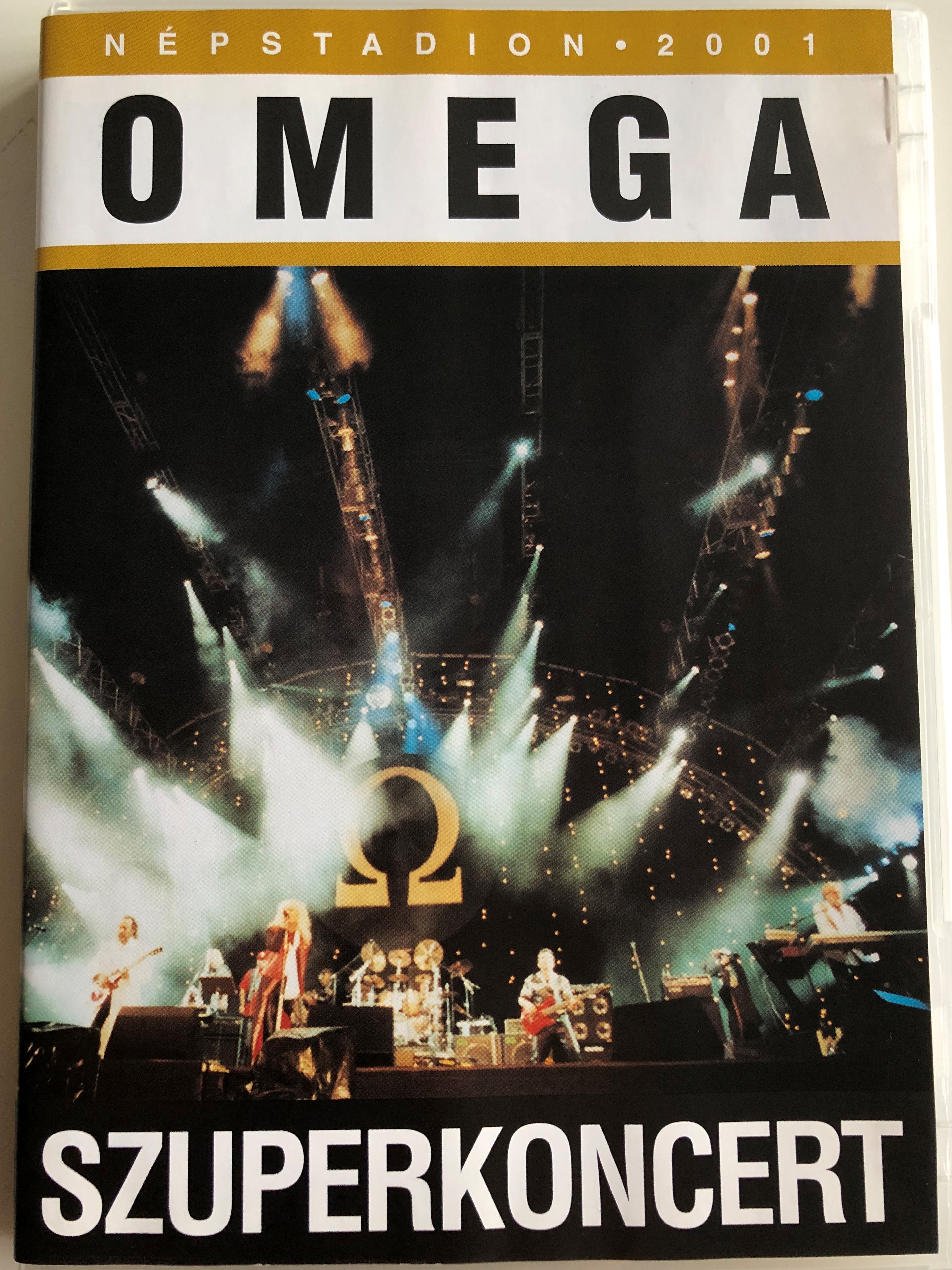 omega-szuperkoncert-dvd-2001-n-pstadion-2001-1-.jpg