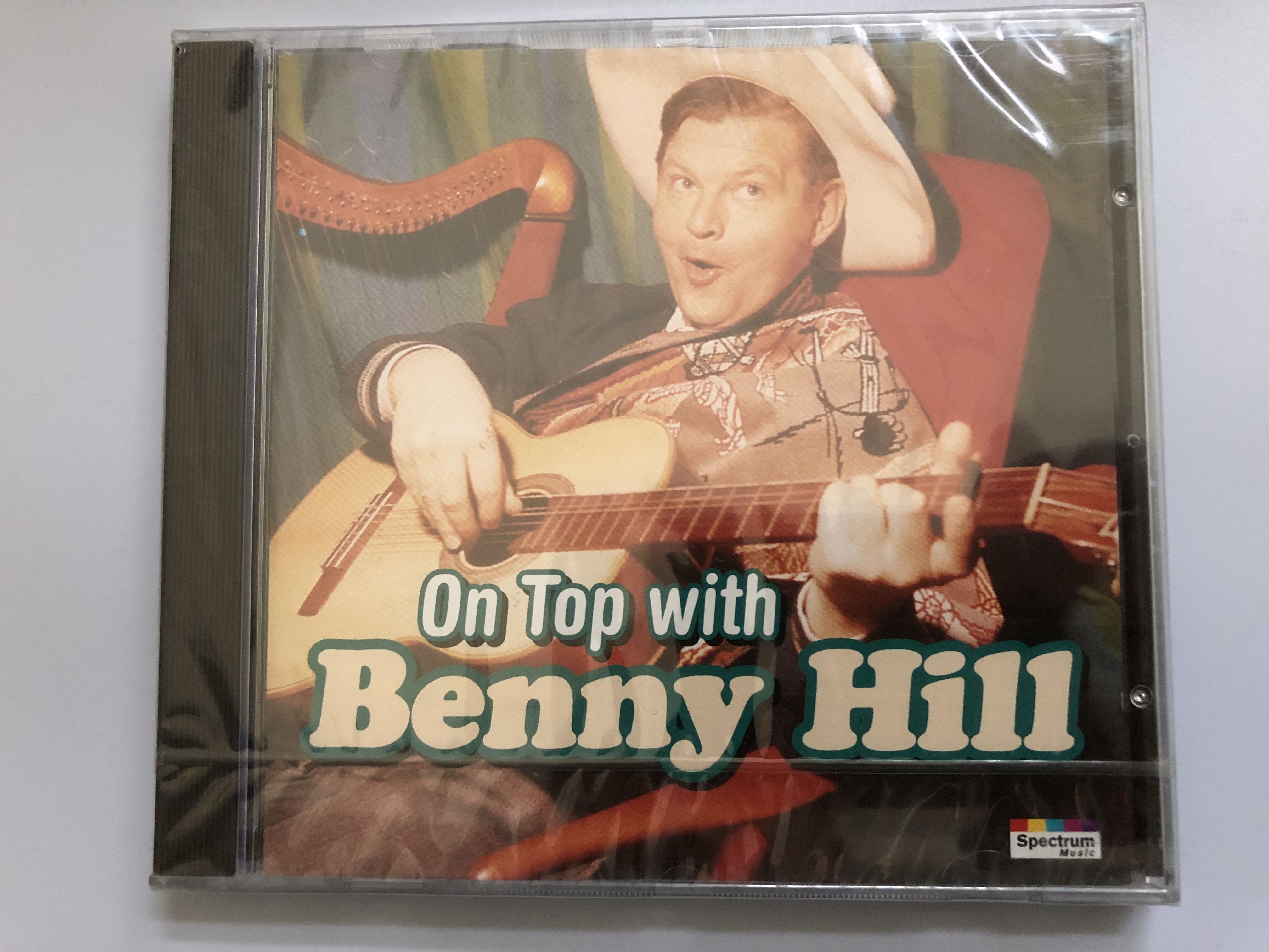 on-top-with-benny-hill-spectrum-music-audio-cd-1995-550-765-2-1-.jpg