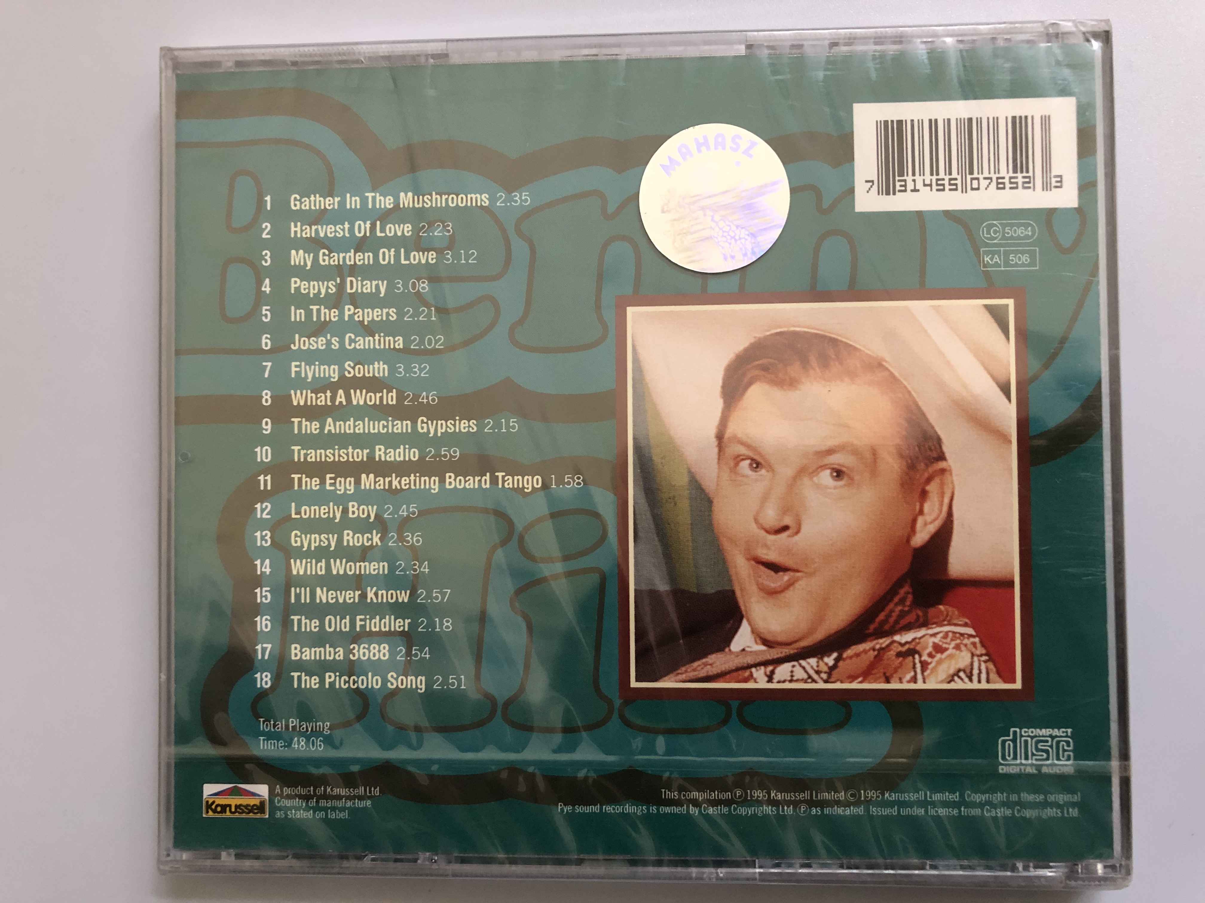 on-top-with-benny-hill-spectrum-music-audio-cd-1995-550-765-2-2-.jpg