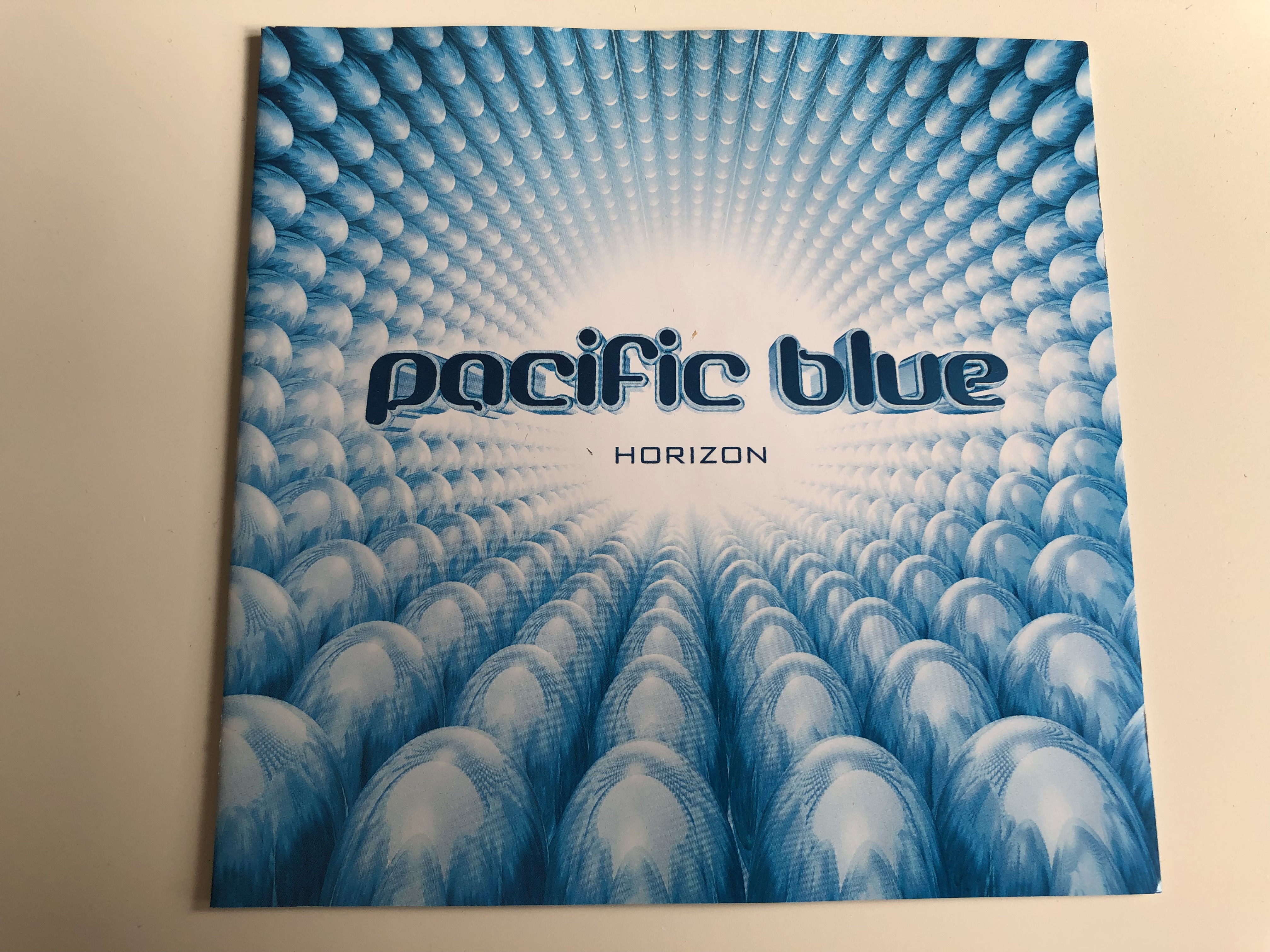pacific-blue-horizon-audio-cd-1999-sunrise-amore-ocean-hurricane-dawn-eclipse-edel-records-0066872-clu-1-.jpg