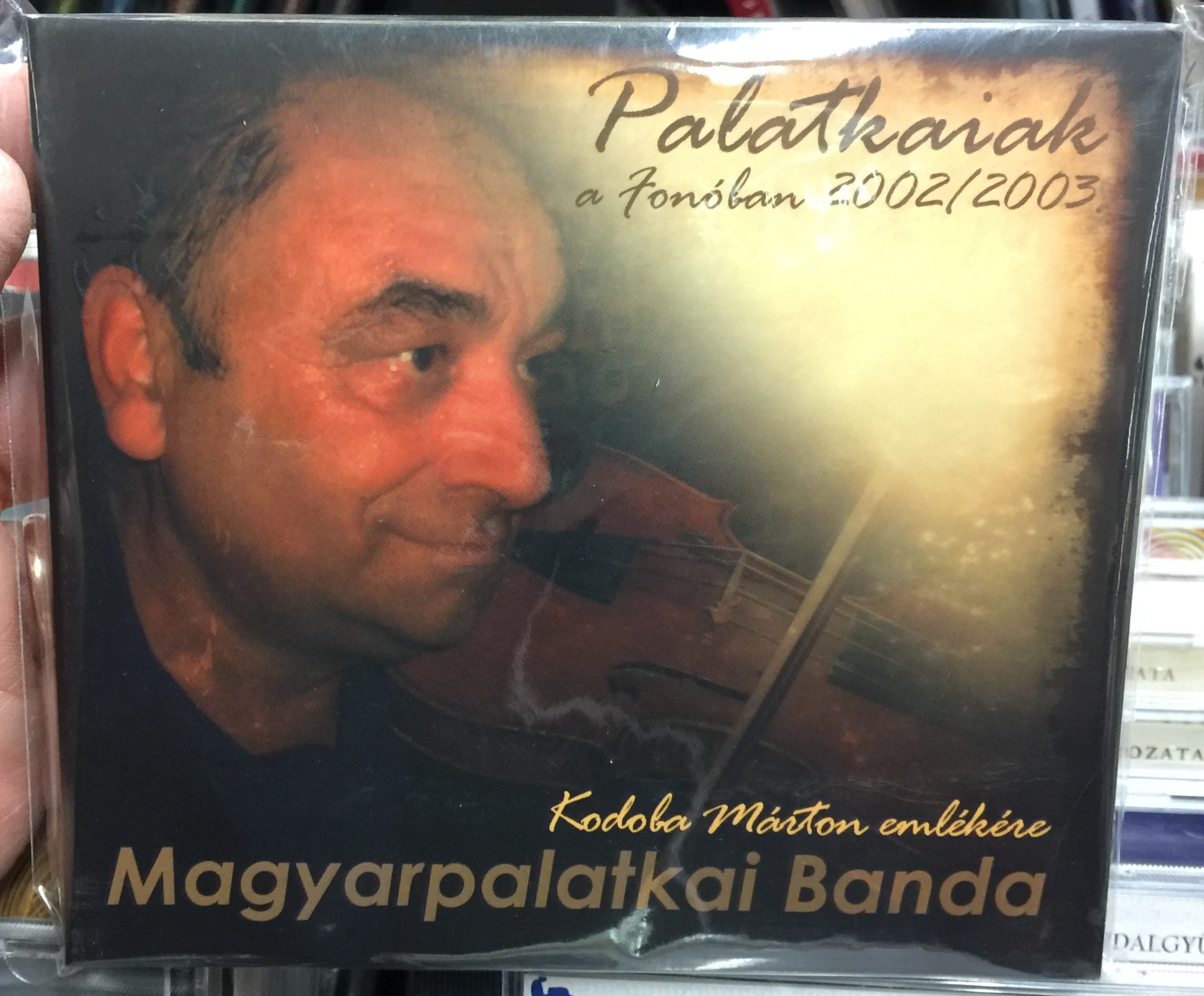 palatkaiak-a-fon-ban-20022003-kodoba-m-rton-eml-k-re-magyarpalatkai-banda-fon-budai-zeneh-z-audio-cd-2009-fa-253-2-1-.jpg