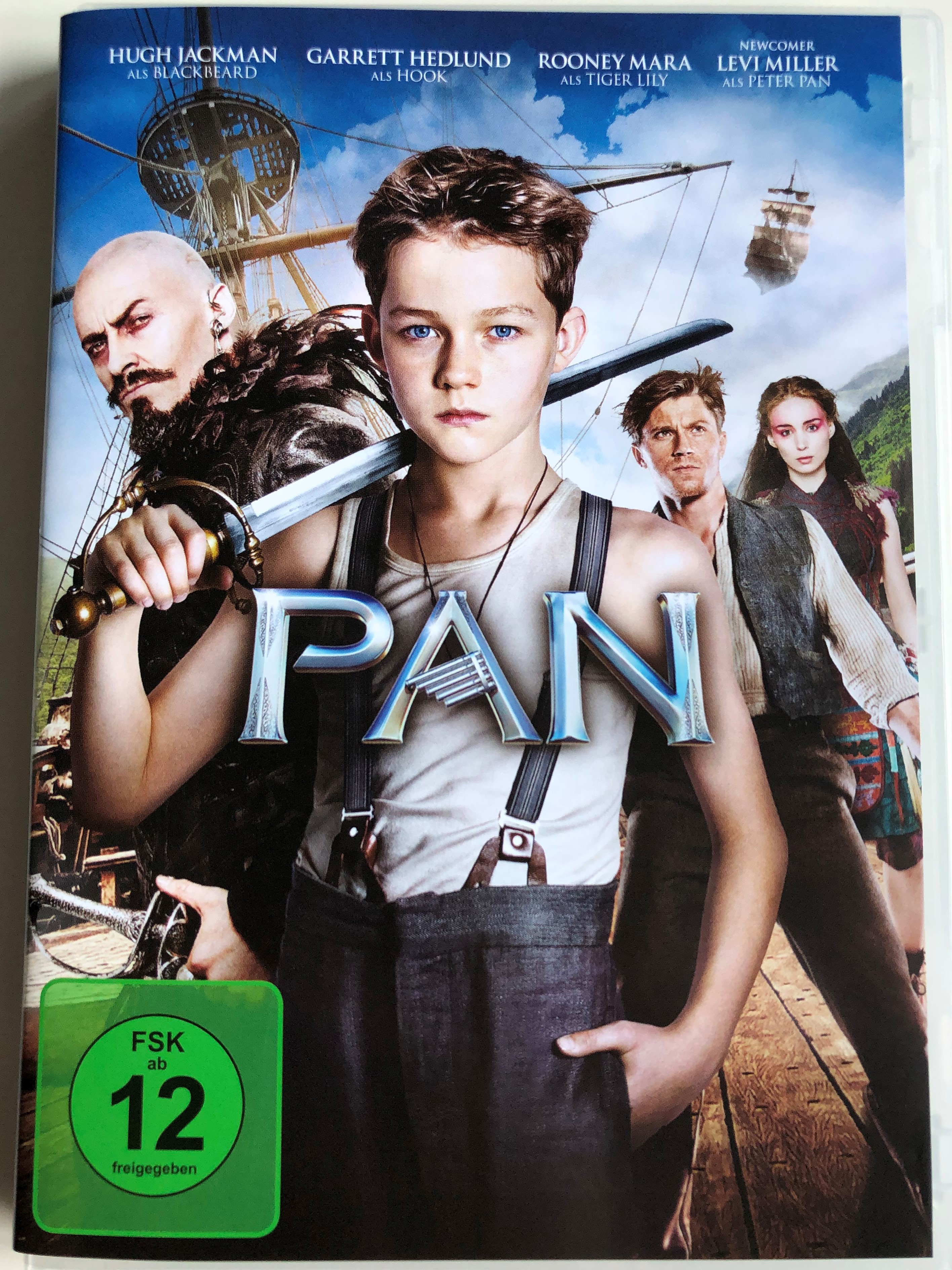 pan-dvd-2015-directed-by-joe-wright-01.jpg