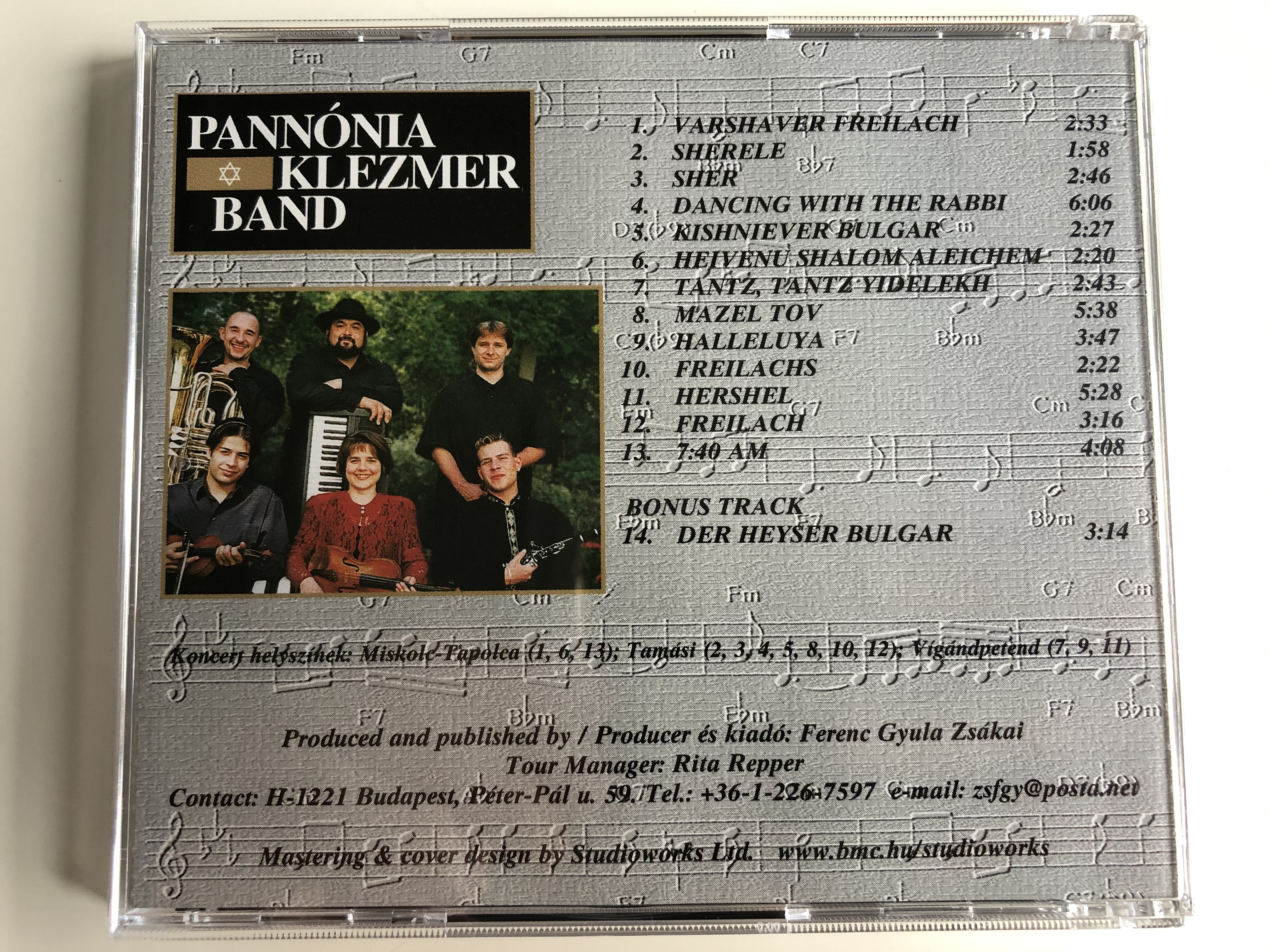 pann-nia-klezmer-band-5760-2000-nyar-summer-elo-koncert-felvetelek-songs-from-live-concerts-megjelent-a-zsido-nyari-fesztival-alkalmabol-limitalt-peldanyszamban-audio-cd-2000-pkb20-6-.jpg