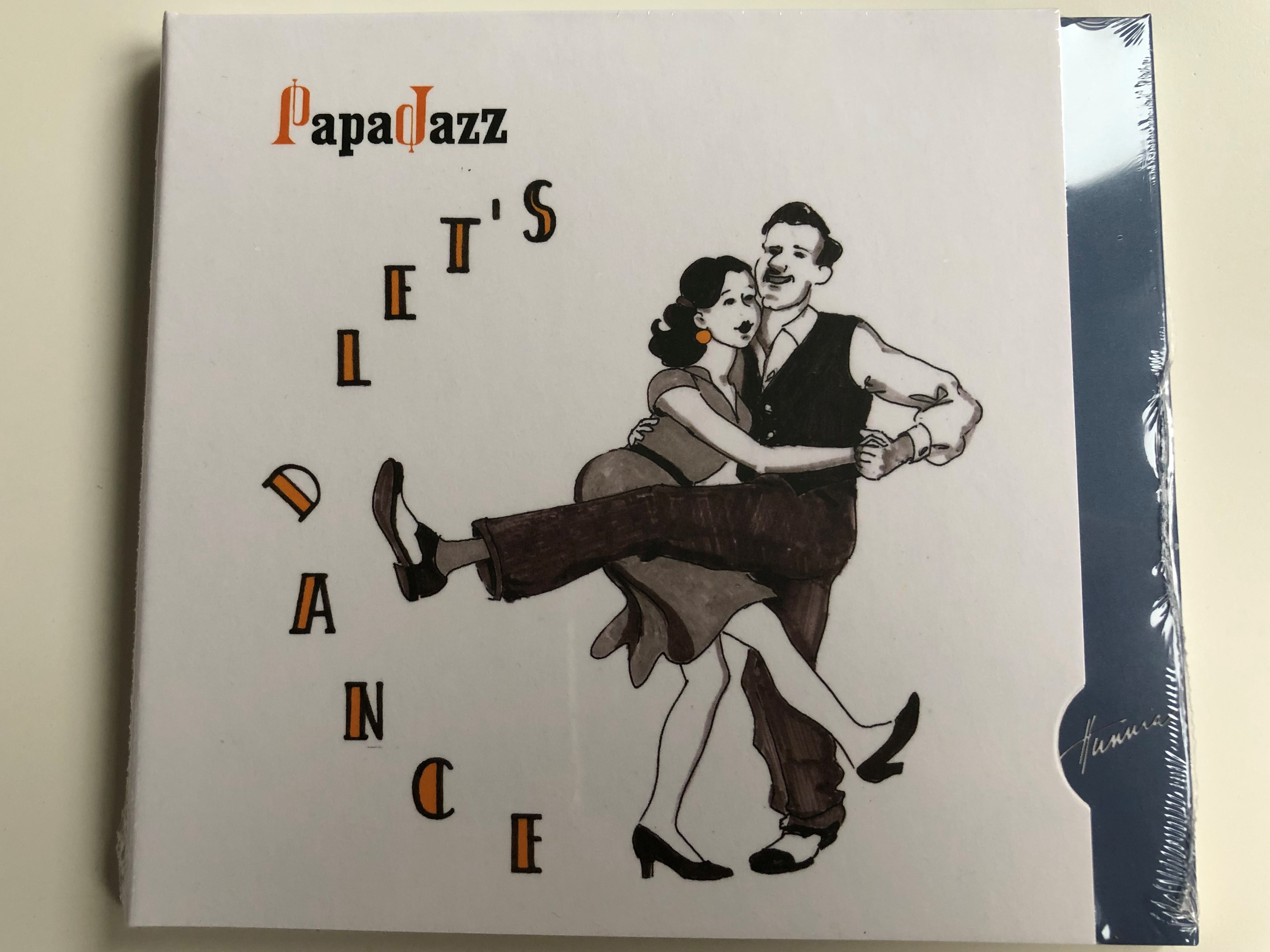 papajazz-let-s-dance-hunnia-records-audio-cd-2017-hrcd1729-1-.jpg