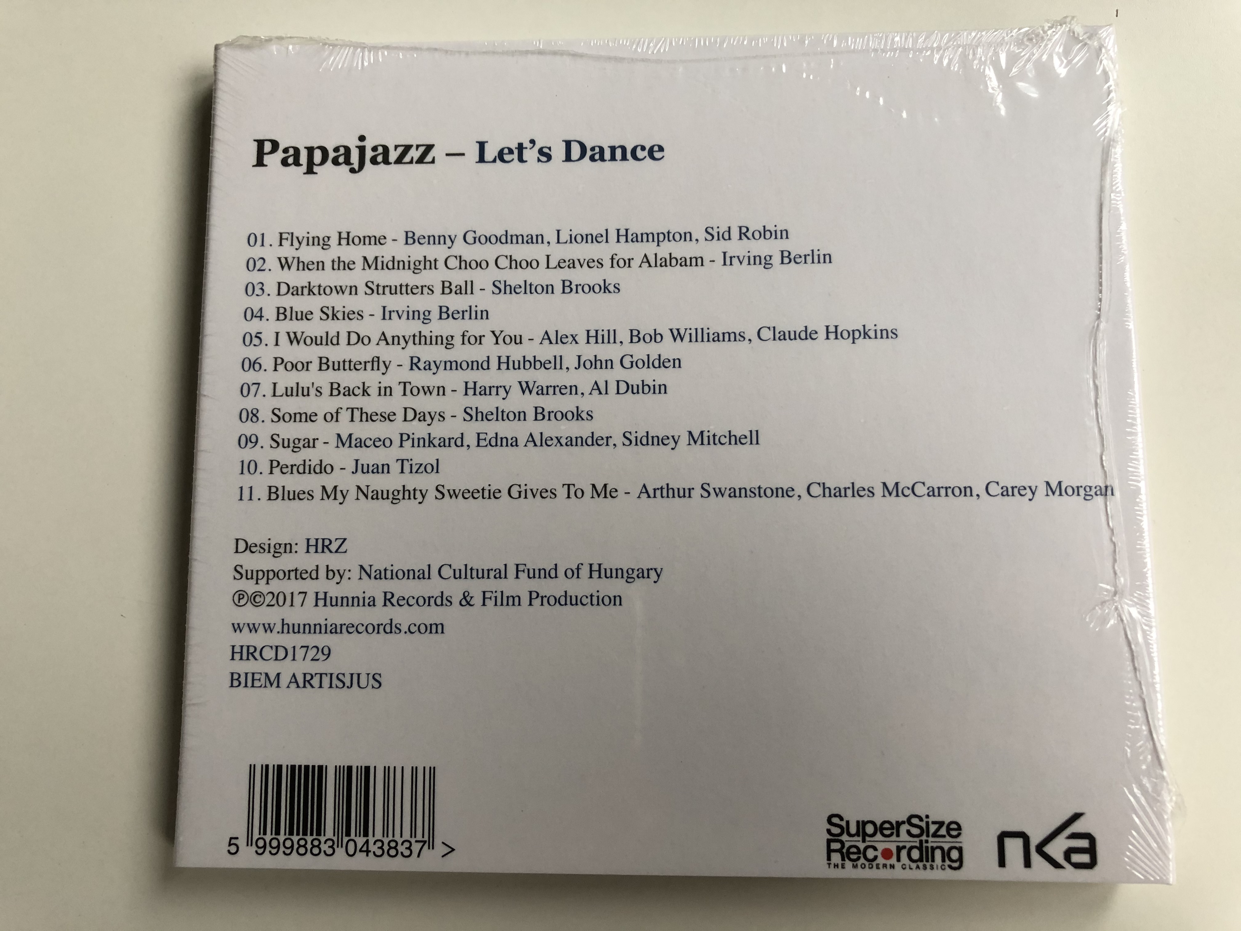 papajazz-let-s-dance-hunnia-records-audio-cd-2017-hrcd1729-2-.jpg