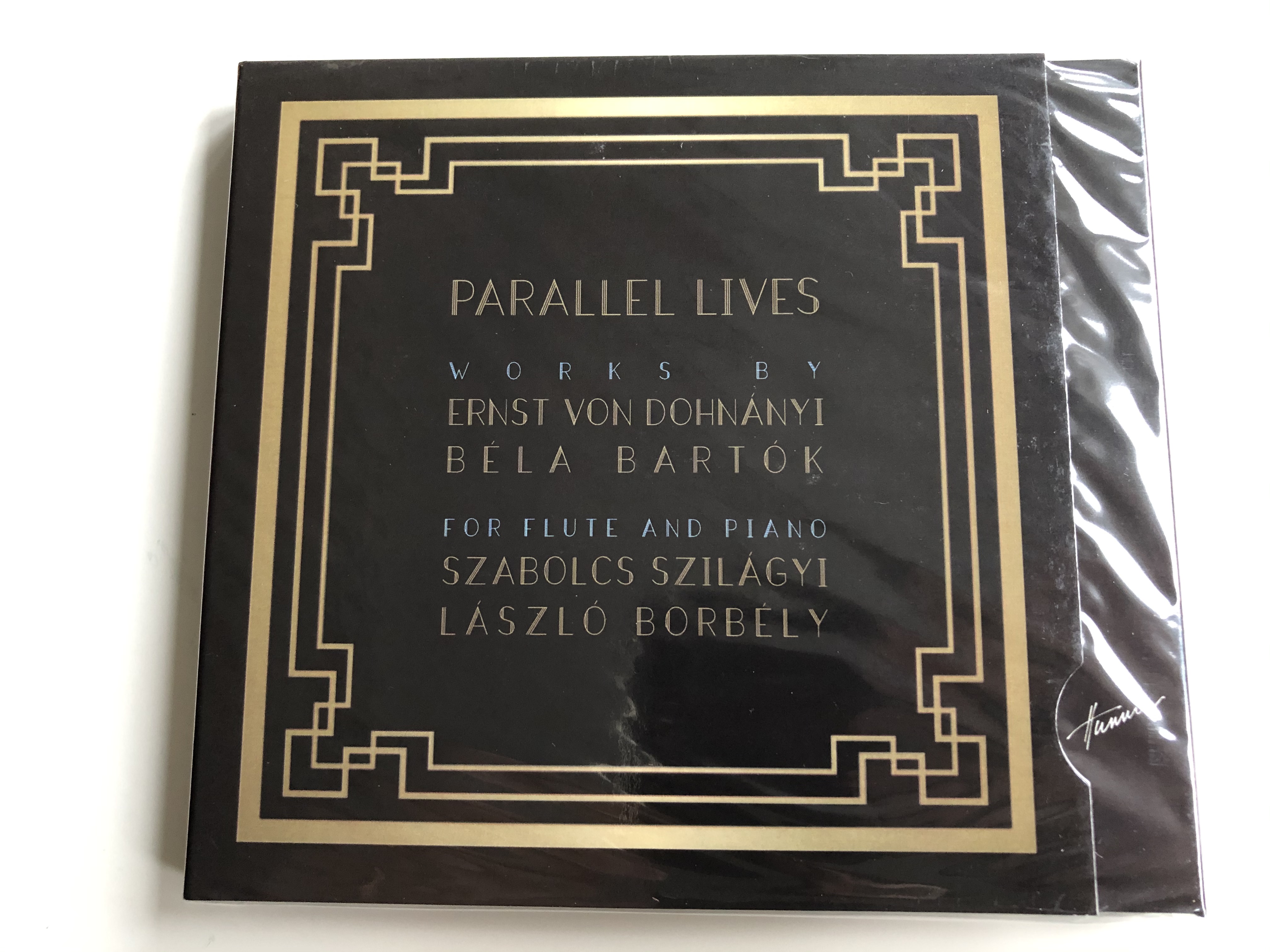 parallel-lives-works-by-ernst-von-dohnanyi-bela-bartok-for-flute-and-piano-szabolcs-szilagyi-laszlo-borbely-hunnia-records-film-production-audio-cd-2019-hrcd1901-1-.jpg