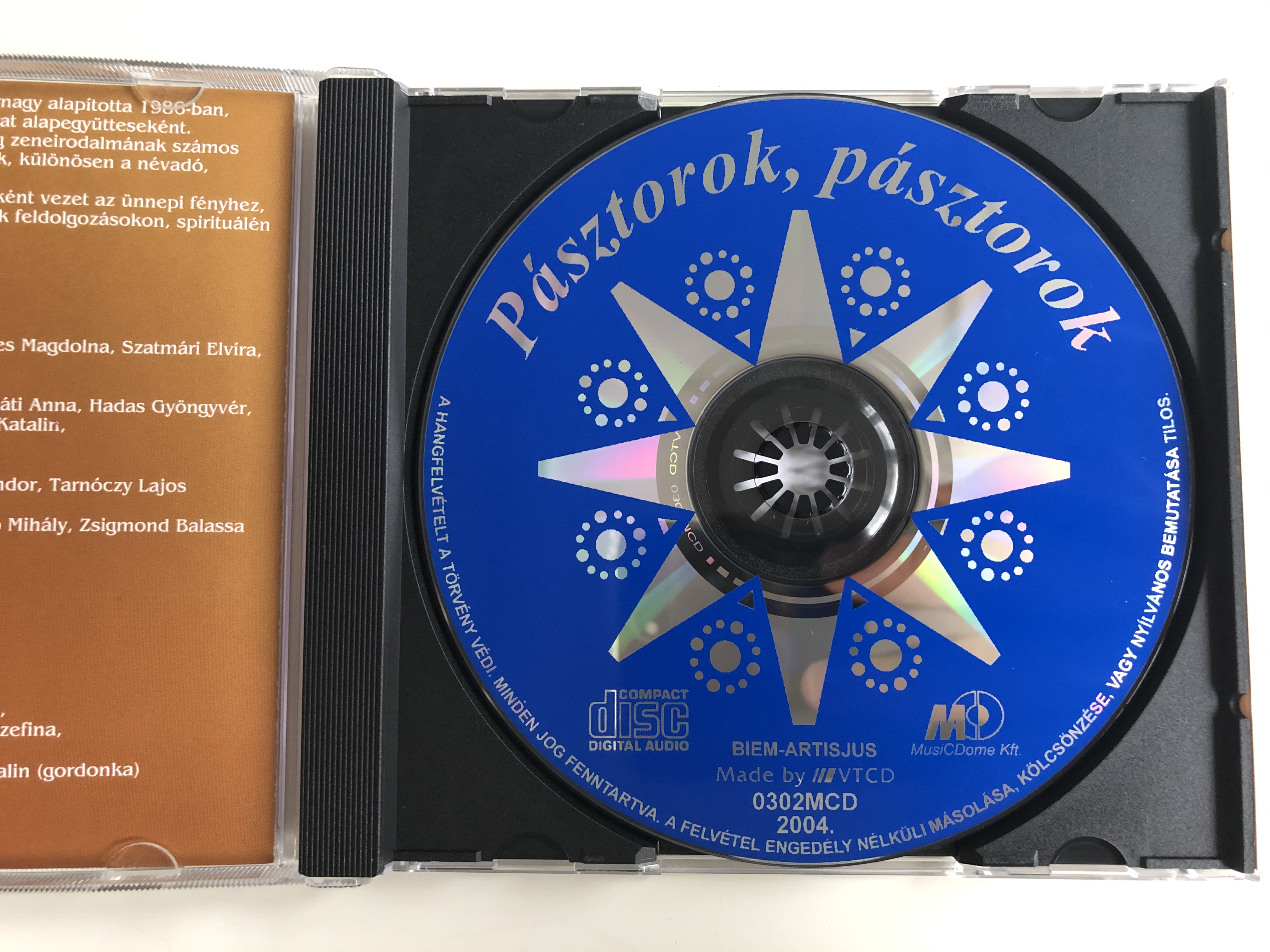 pasztorok-pasztorok-...es-mas-karacsonyi-dalok-musicdome-audio-cd-2004-0302mcd-3-.jpg