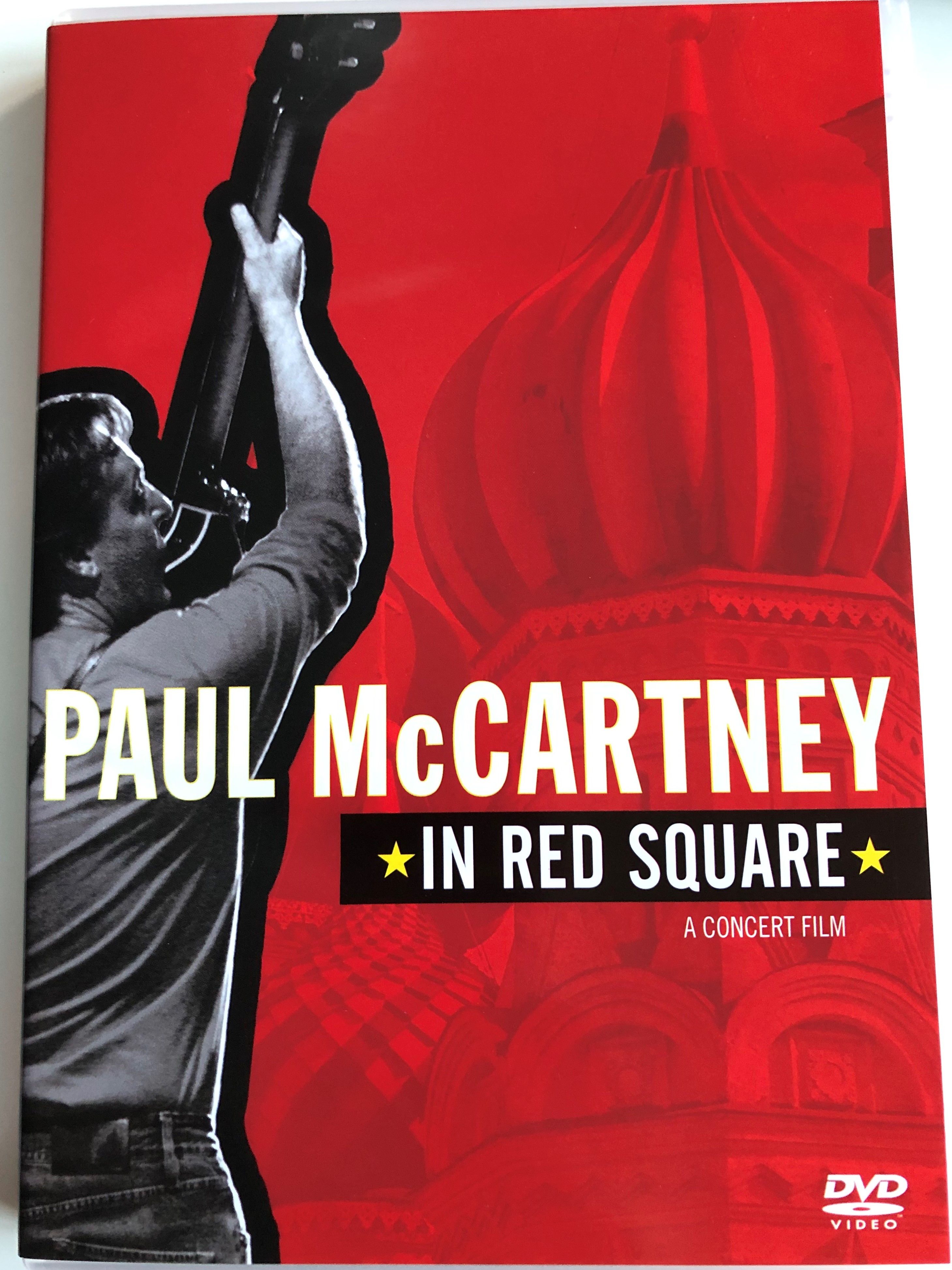 paul-mccartney-in-red-square-dvd-2005-a-concert-film-1.jpg