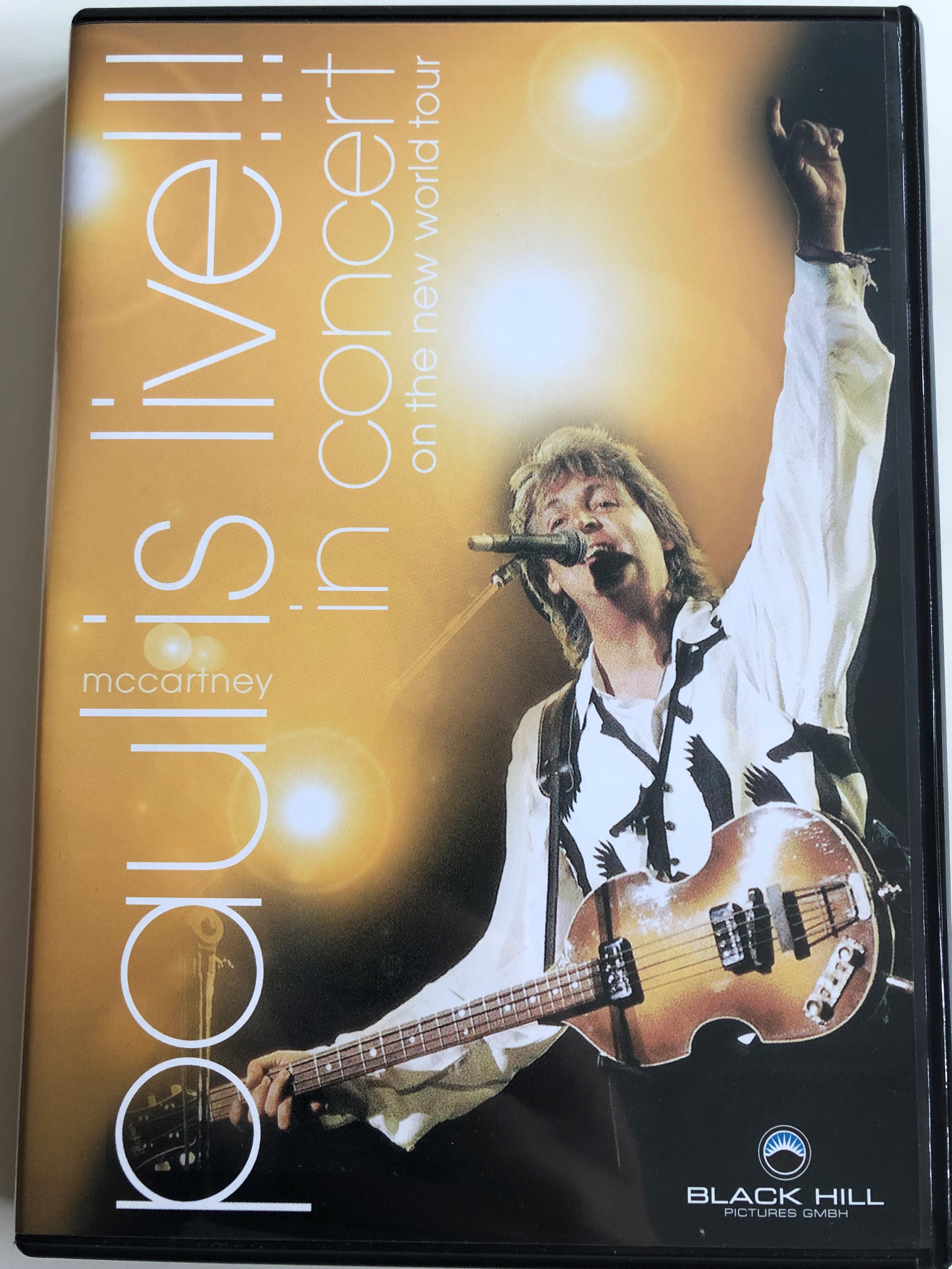 Paul McCartney is Live!!! DVD 2003 In concert On the New World Tour / All  my loving, Hope of Deliverance, Lady madonna, penny lane / Black Hill  pictures - bibleinmylanguage