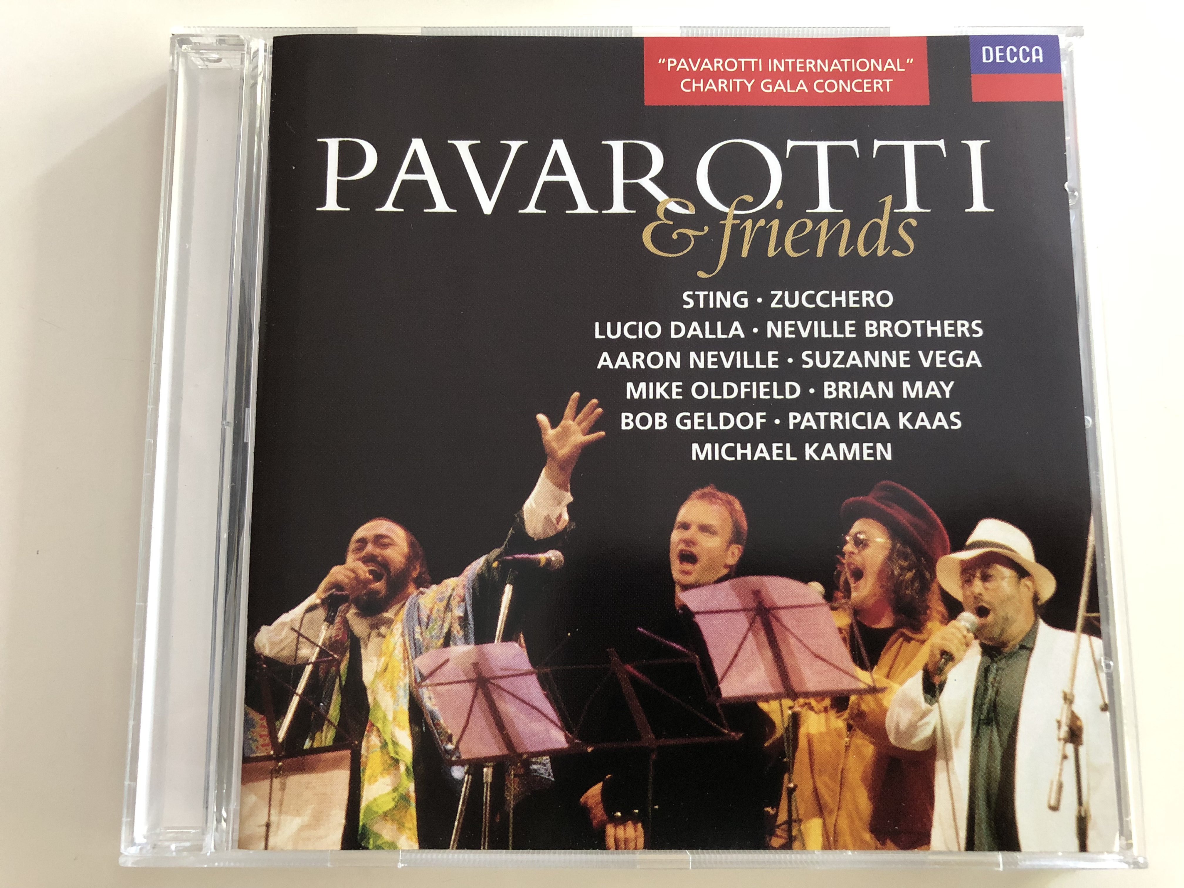 pavarotti-friends-sting-zucchero-lucio-dalla-neville-brothers-brian-may-bob-geldolf-pavarotti-international-charity-gala-concert-decca-audio-cd-1992-440-100-2-1-.jpg