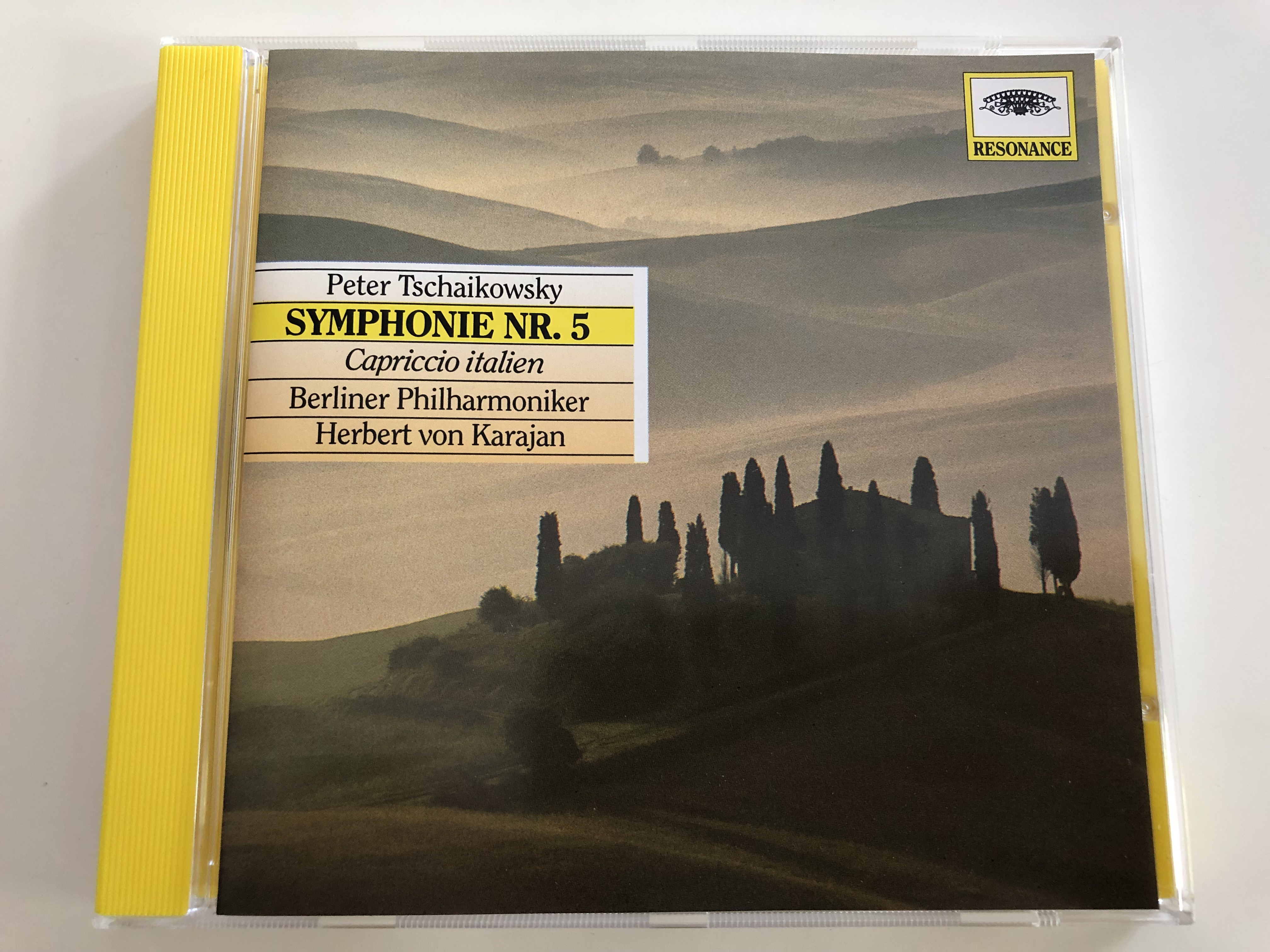 peter-tschaikowsky-symphonie-nr.-5-capriccio-italien-berliner-philharmoniker-conducted-by-herbert-von-karajan-audio-cd-resonance-445-026-2-1-.jpg