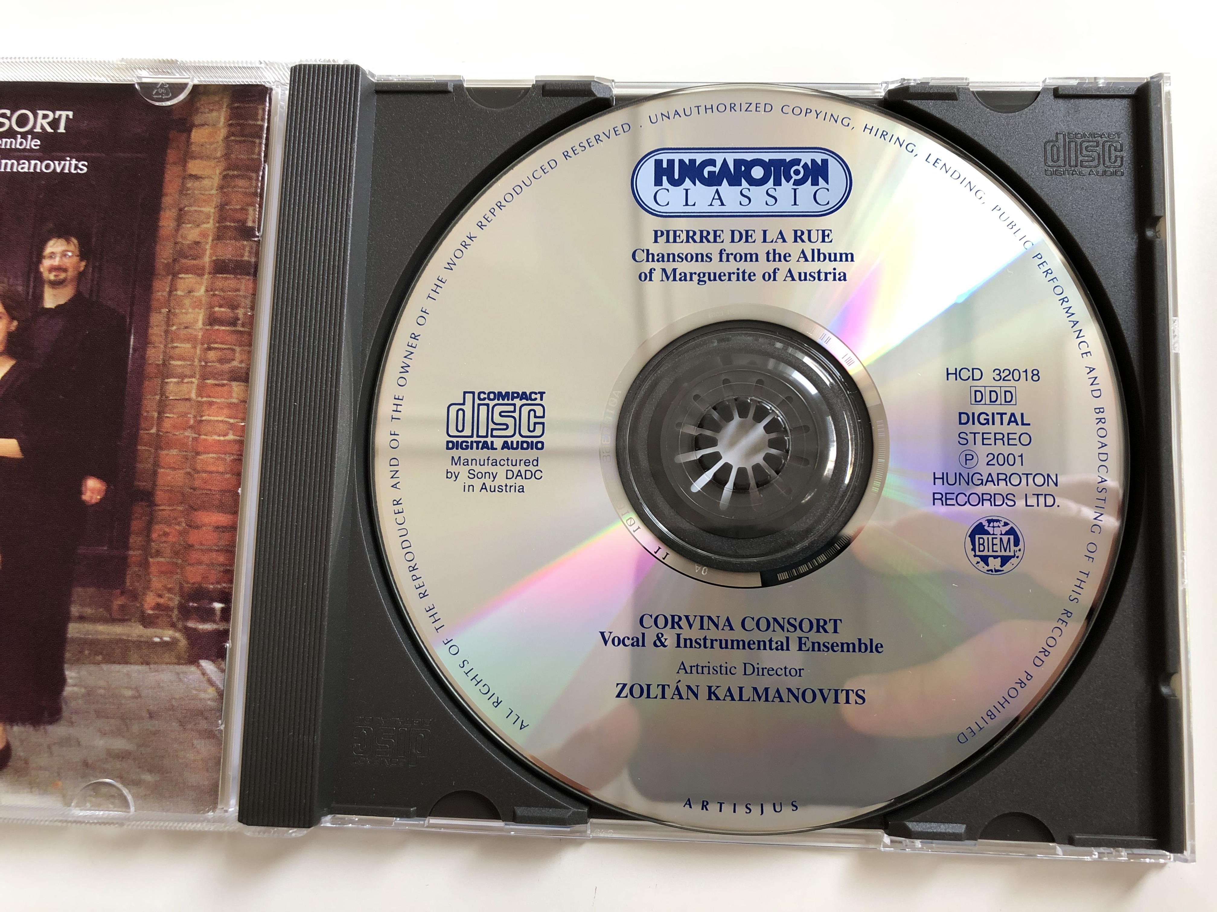 pierre-de-la-rue-chansons-from-album-of-marguerite-of-austria-corvina-consort-vocal-instrumental-ensemble-artistic-director-zoltan-kalmanovits-hungaroton-classic-audio-cd-2001-stereo-hcd-12-.jpg