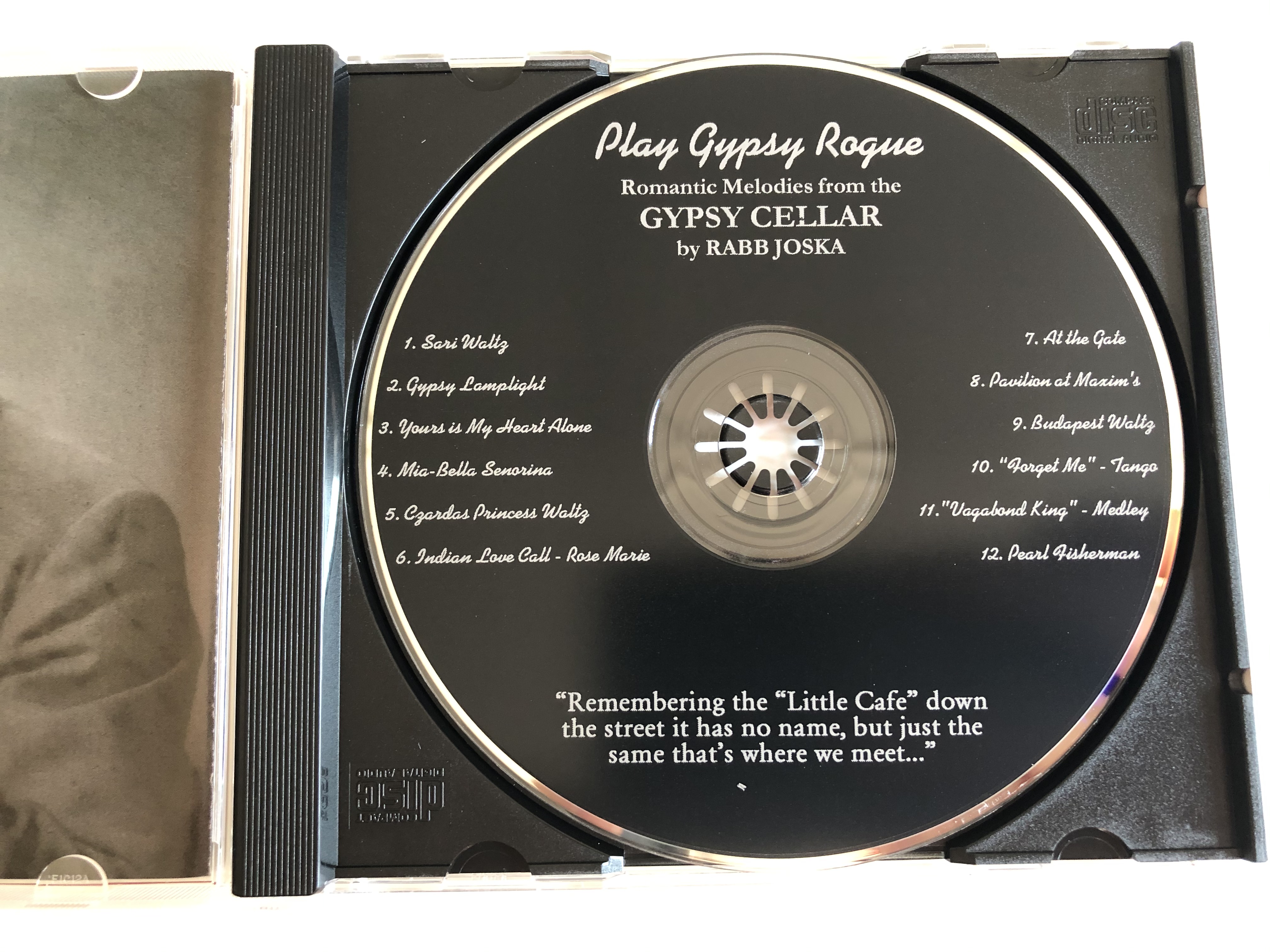 play-gypsy-rogue-romantic-melodies-by-rabb-j-ska-gypsy-cellar-records-audio-cd-9781424310265-4-.jpg