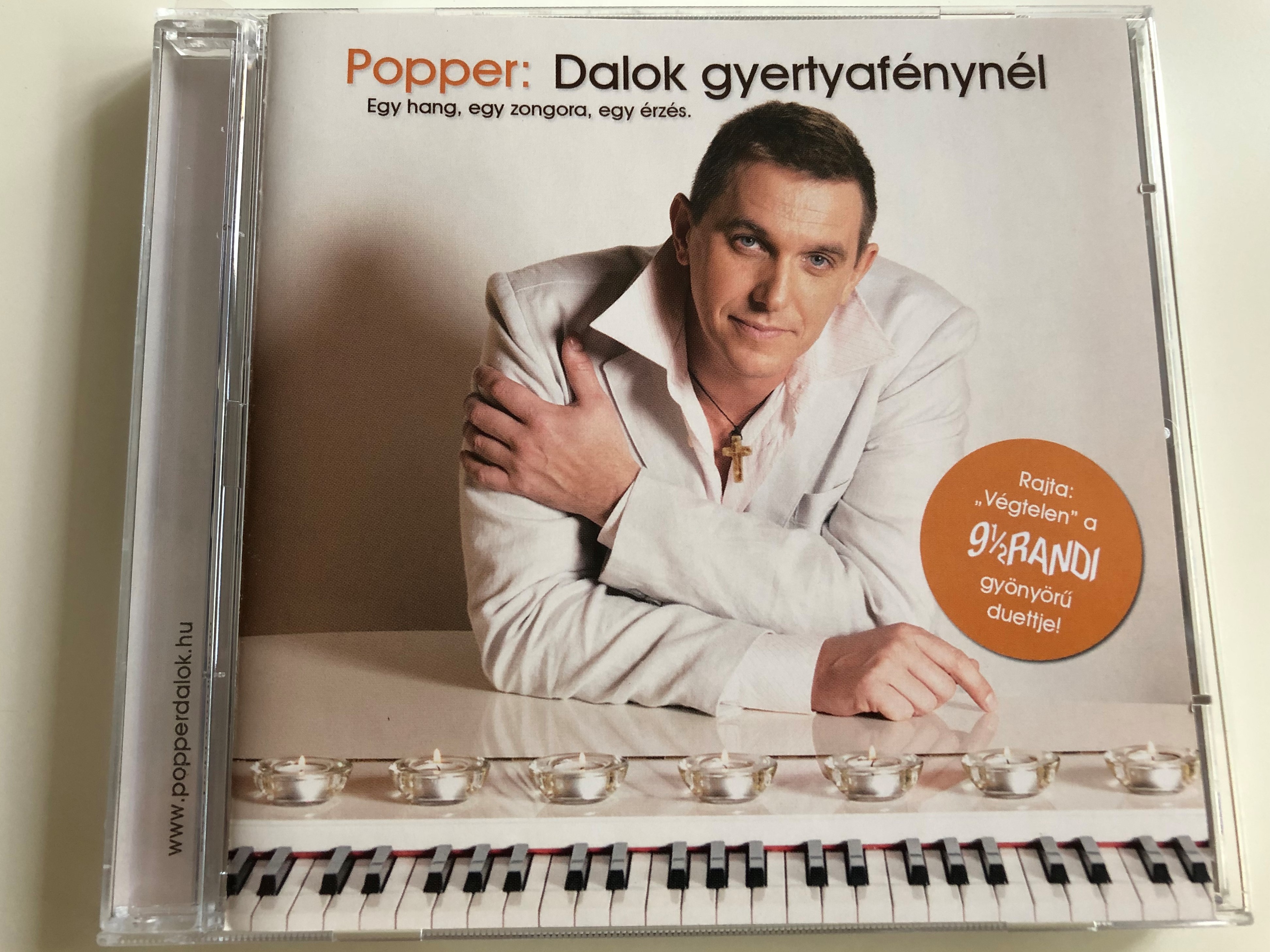 popper-dalok-gyertyaf-nyn-l-egy-hang-egy-zongora-egy-rz-s-rajta-v-gtelen-a-9-12-randi-gy-ny-r-duettje-audio-cd-dbmm214-1-.jpg