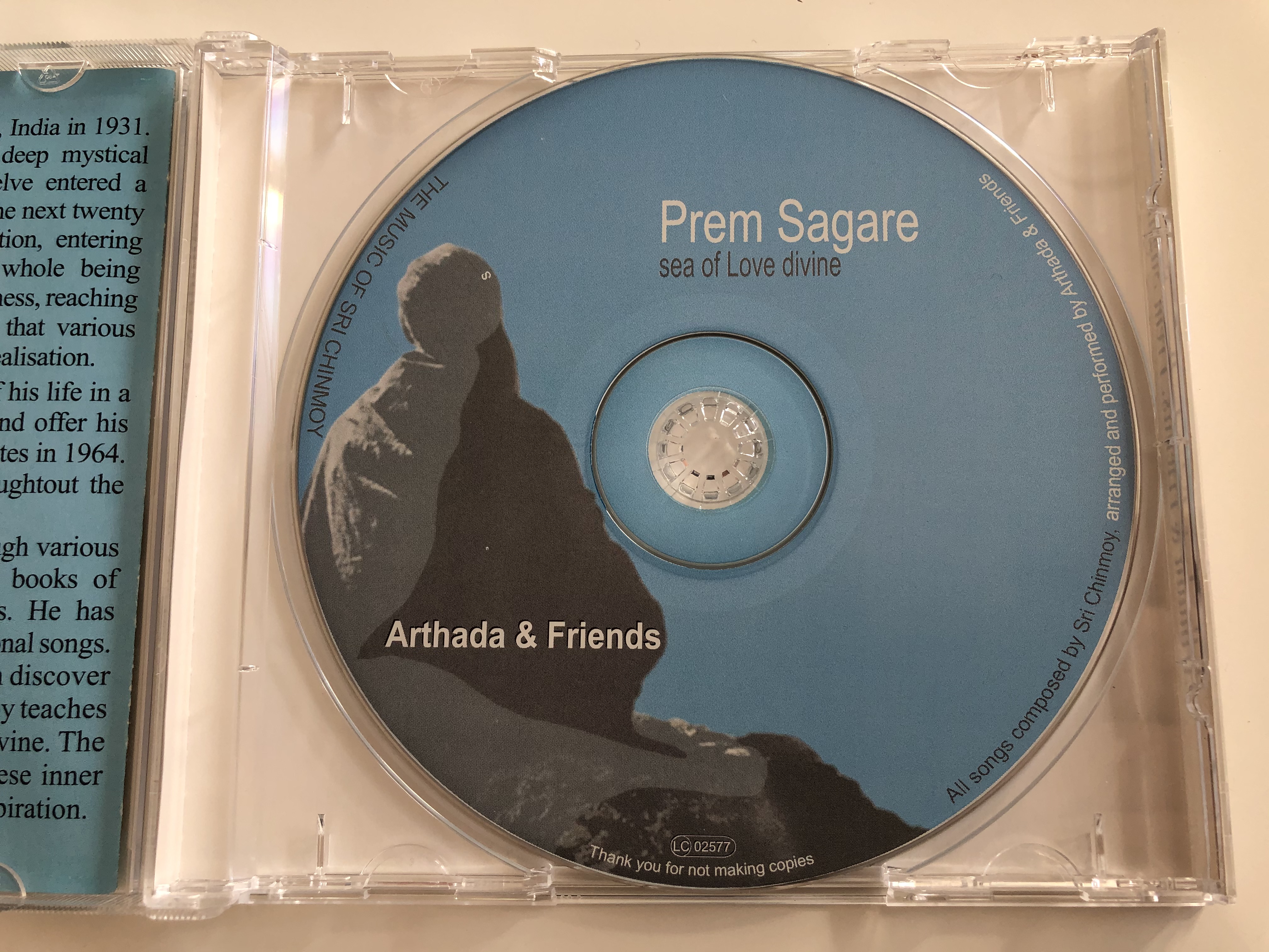 prem-sagare-sea-of-love-divine-music-composed-by-sri-chinmoy-music-for-meditation-arranged-by-arthada-friends-audio-cd-2001-4-.jpg