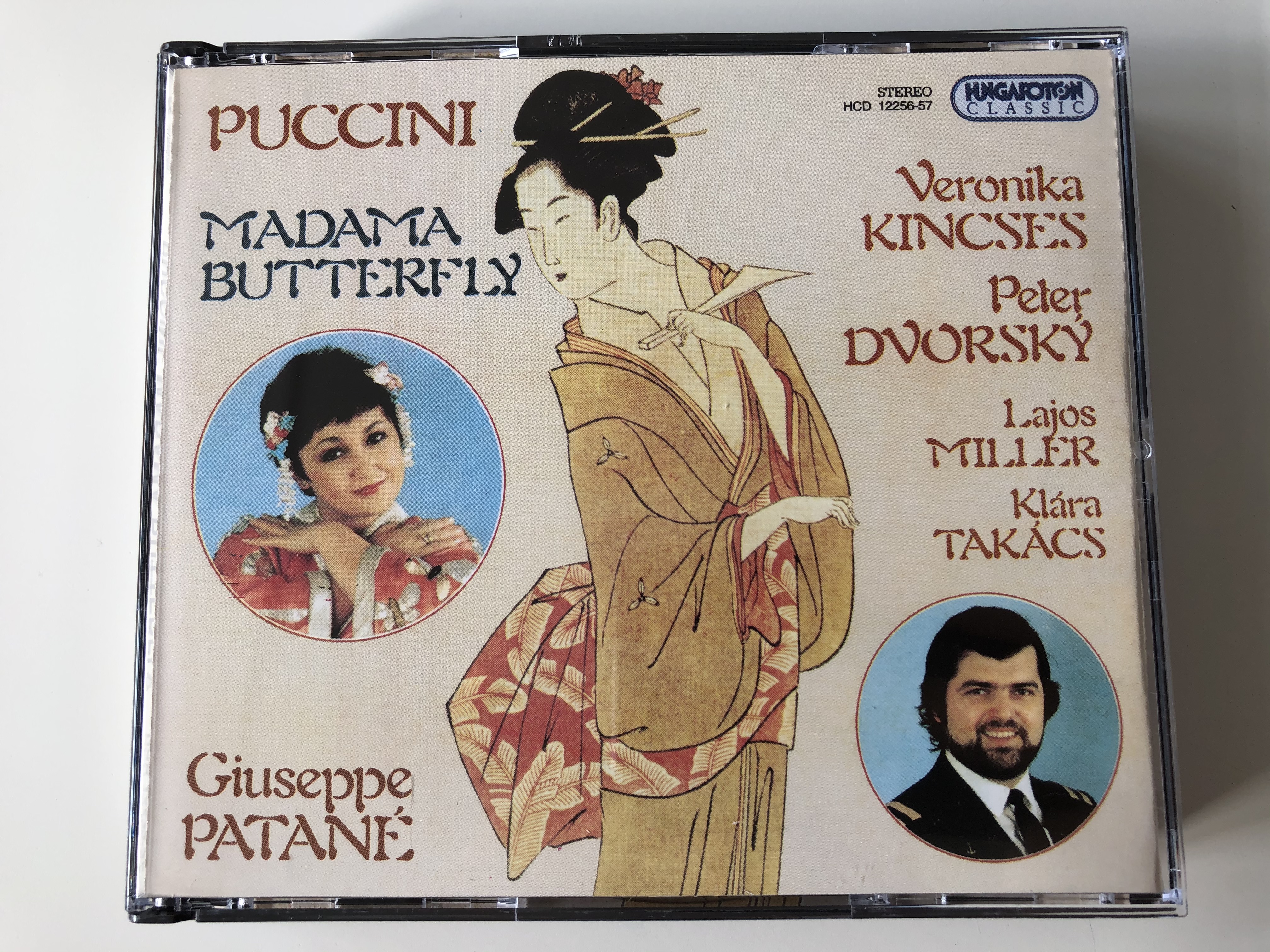 puccini-madama-butterfly-giuseppe-patan-veronika-kincses-peter-dvorsk-lajos-miller-kl-ra-tak-cs-hungaroton-classic-2x-audio-cd-1994-stereo-hcd-12256-57-1-.jpg