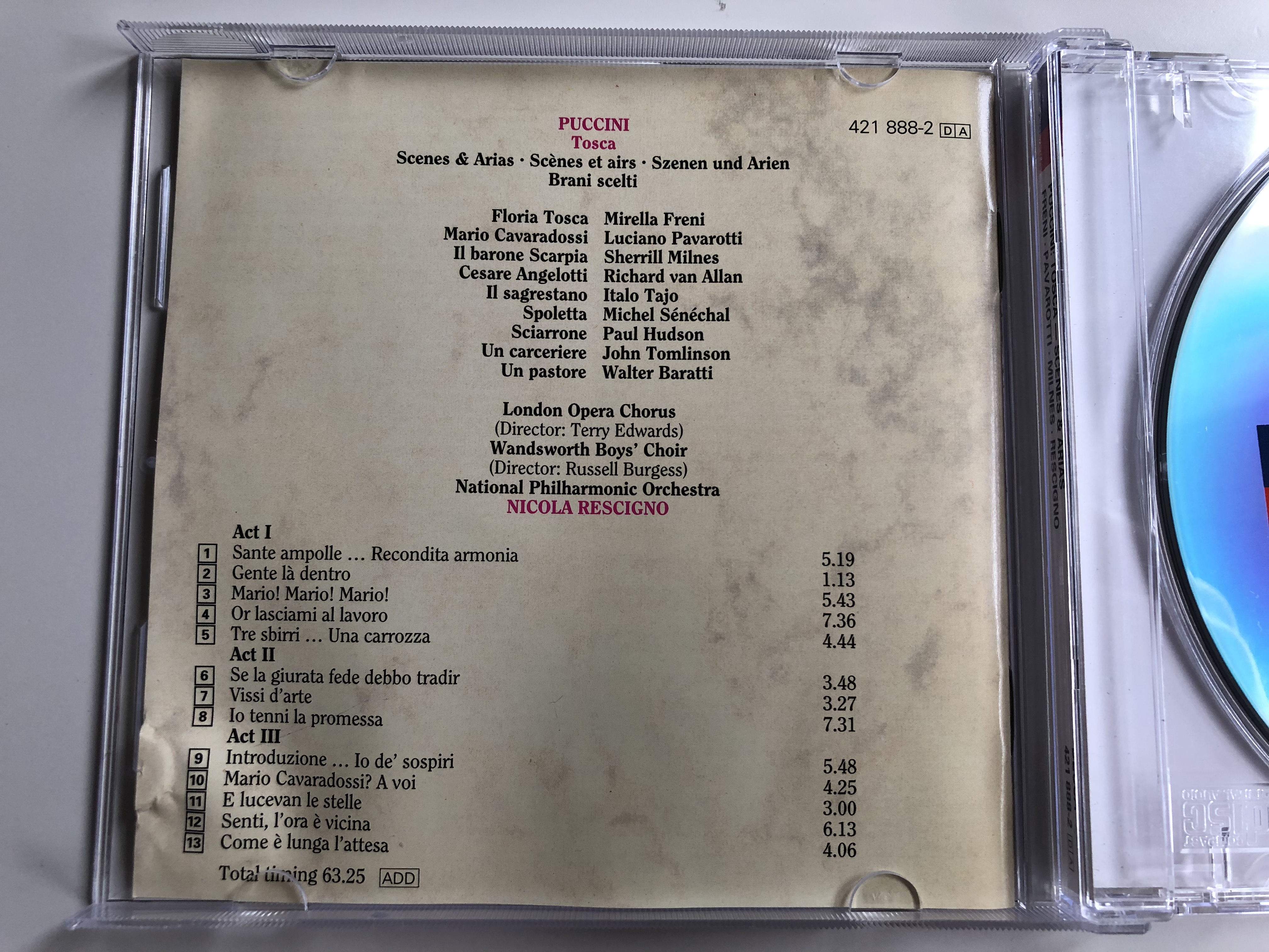 puccini-tosca-scenes-arias-freni-pavarotti-milnes-rescigno-decca-audio-cd-1992-421-888-2-6-.jpg