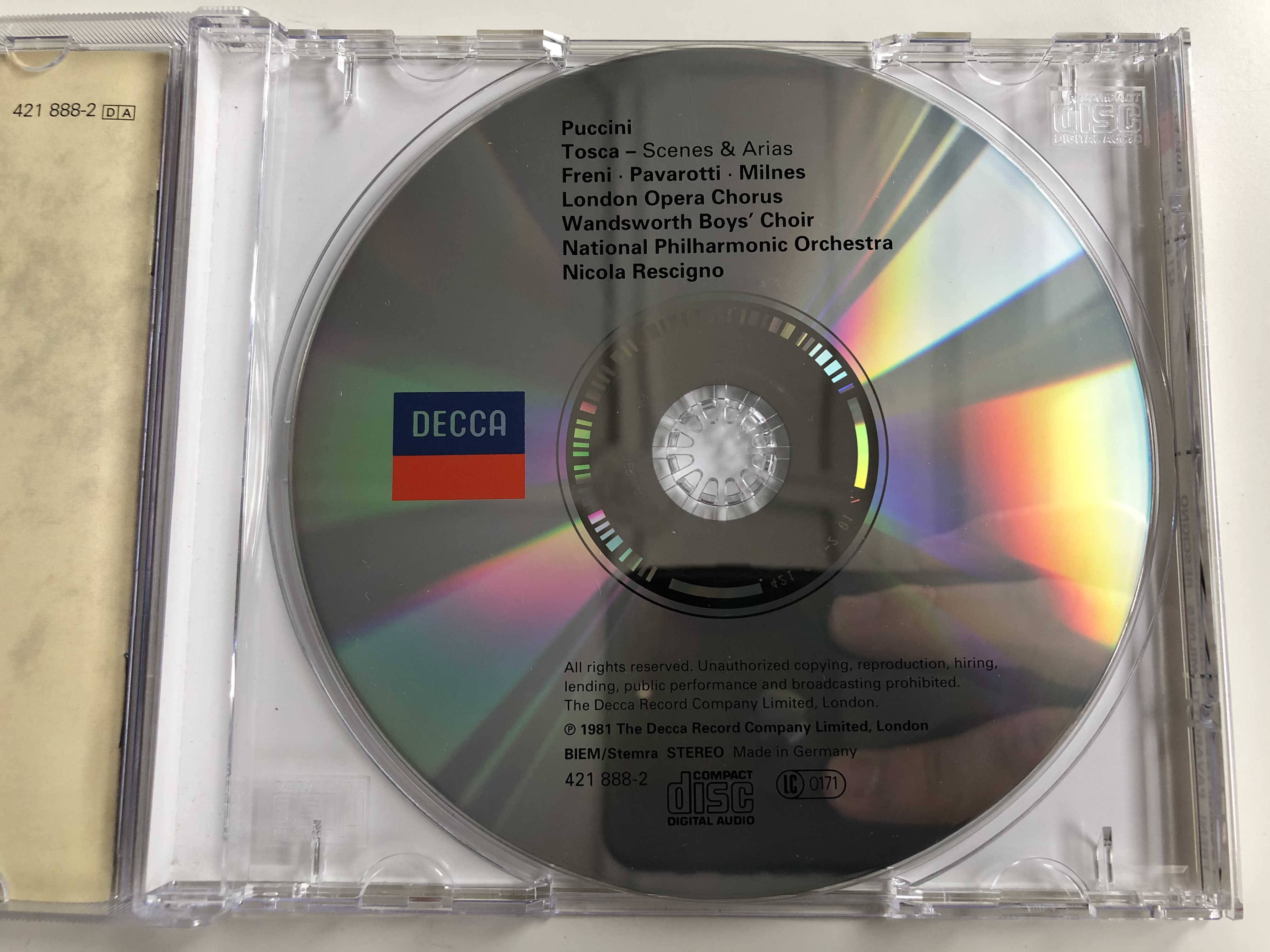 puccini-tosca-scenes-arias-freni-pavarotti-milnes-rescigno-decca-audio-cd-1992-421-888-2-7-.jpg