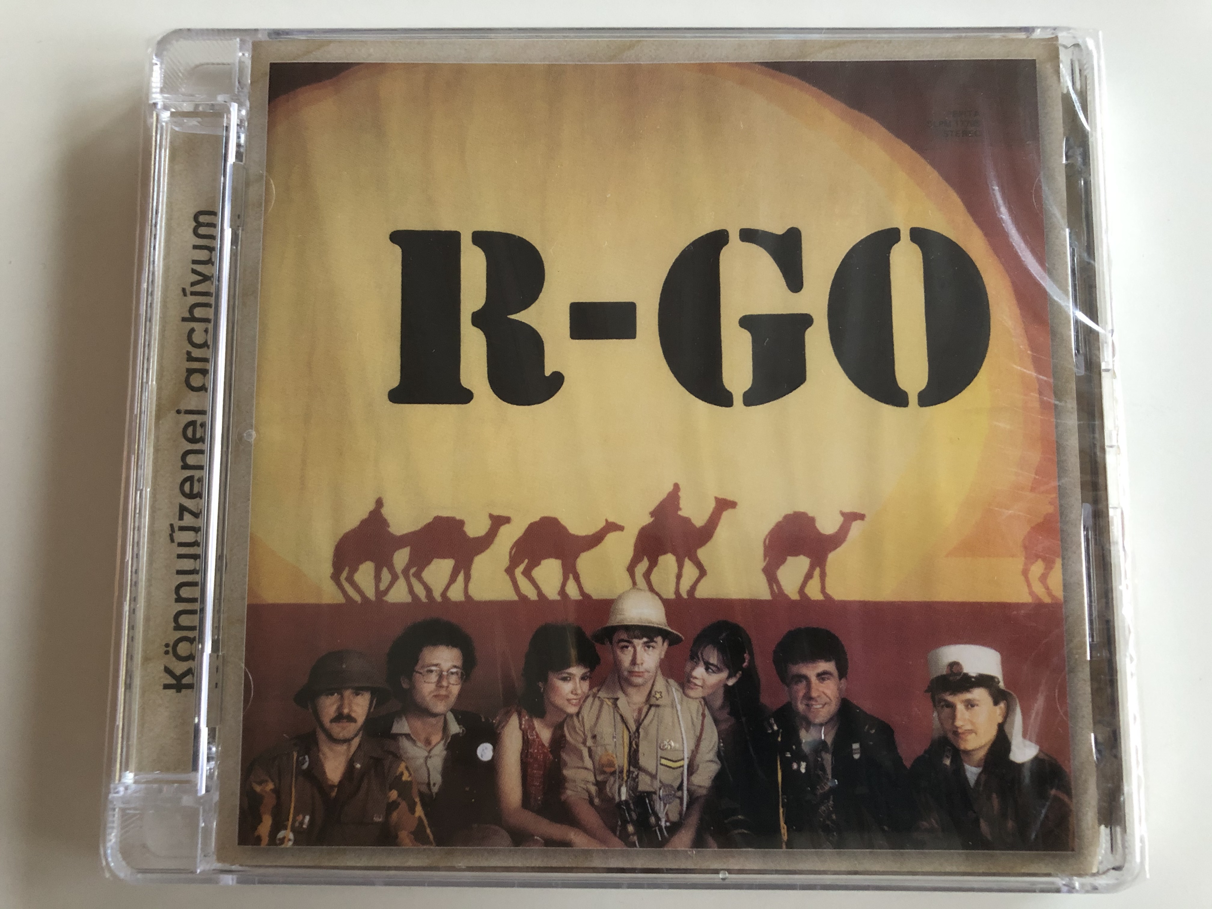 r-go-k-nny-zenei-arch-vum-audio-cd-2009-5999556203117-1-.jpg