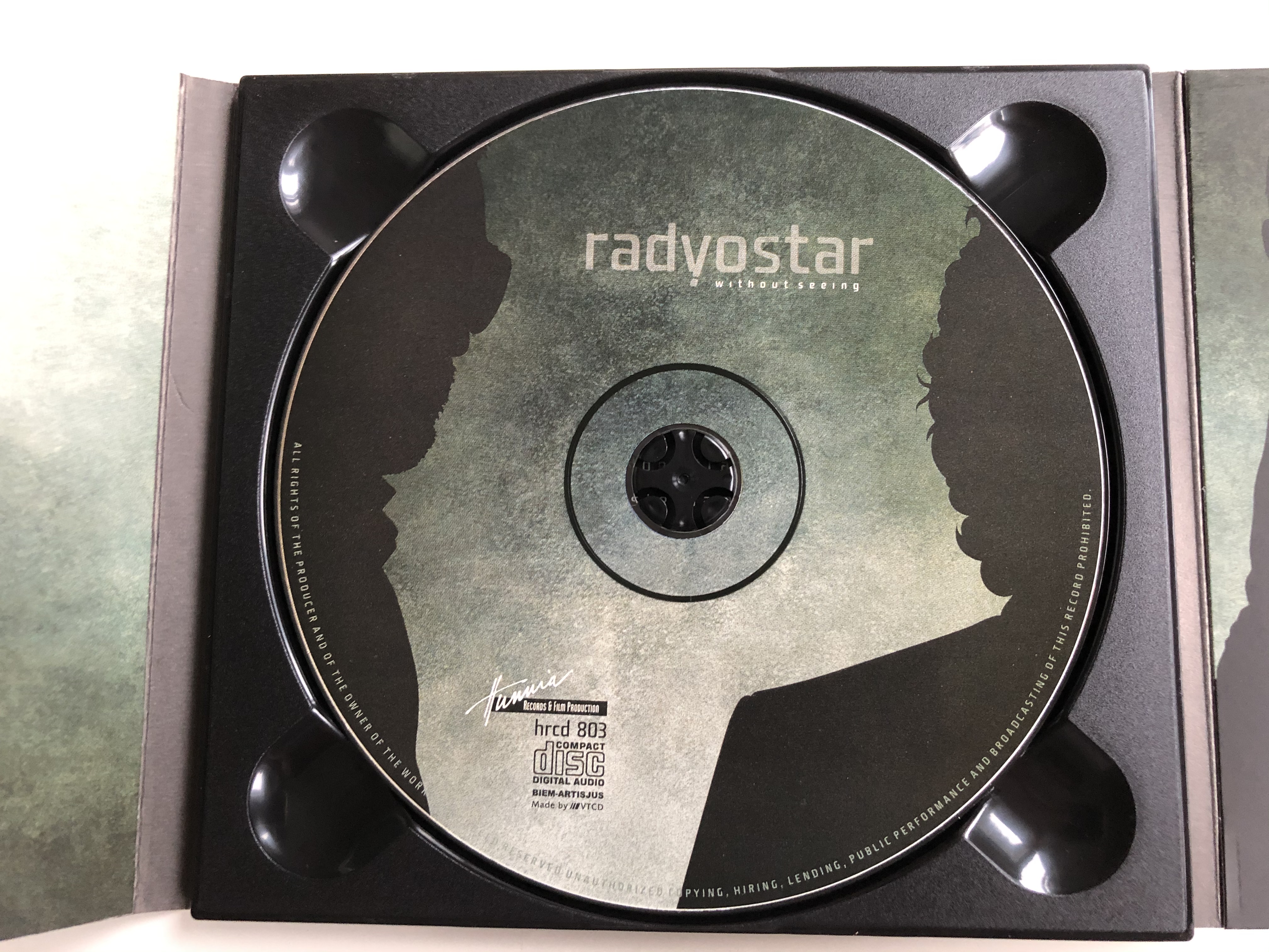 radyostar-without-seeing-hunnia-records-audio-cd-2008-hrcd-803-3-.jpg