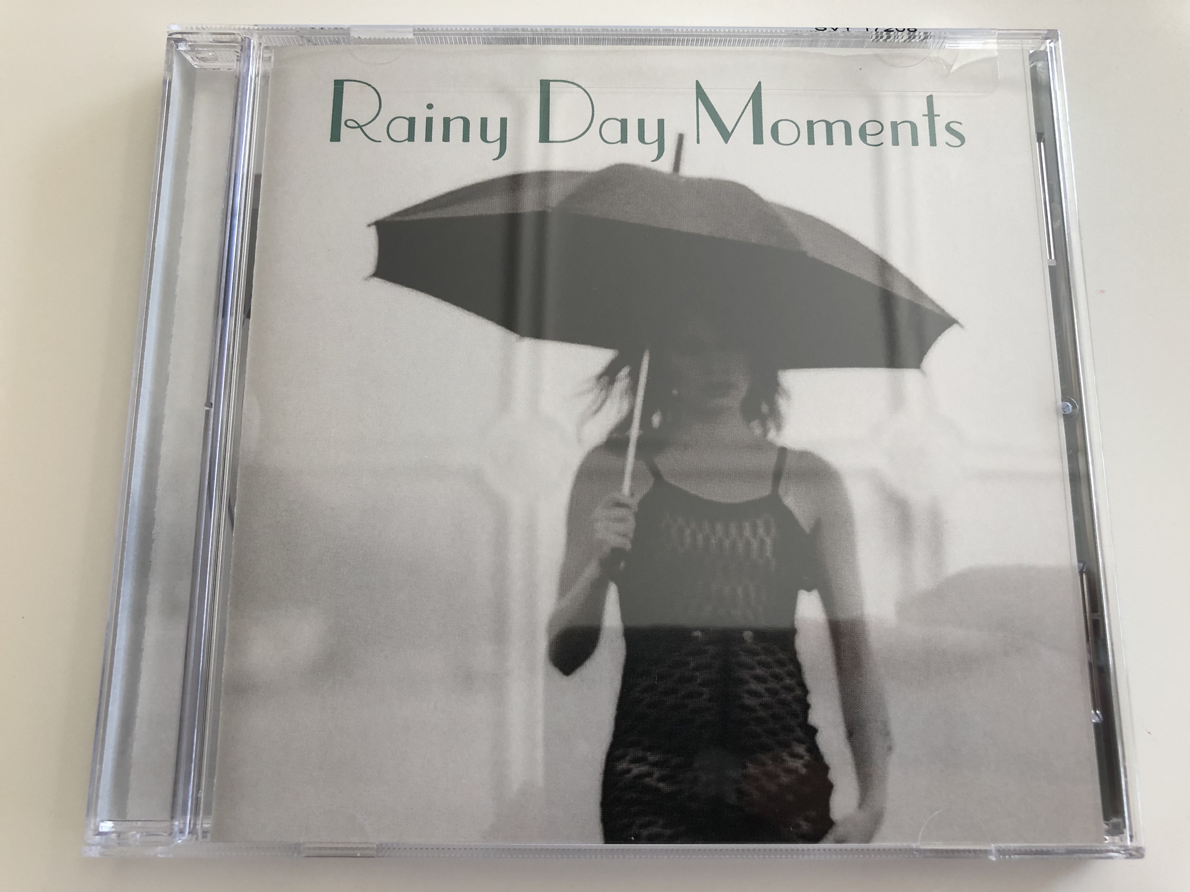 rainy-day-moments-savoy-jazz-audio-cd-2003-if-romance-had-a-soundtrack...-this-would-be-it-1-.jpg