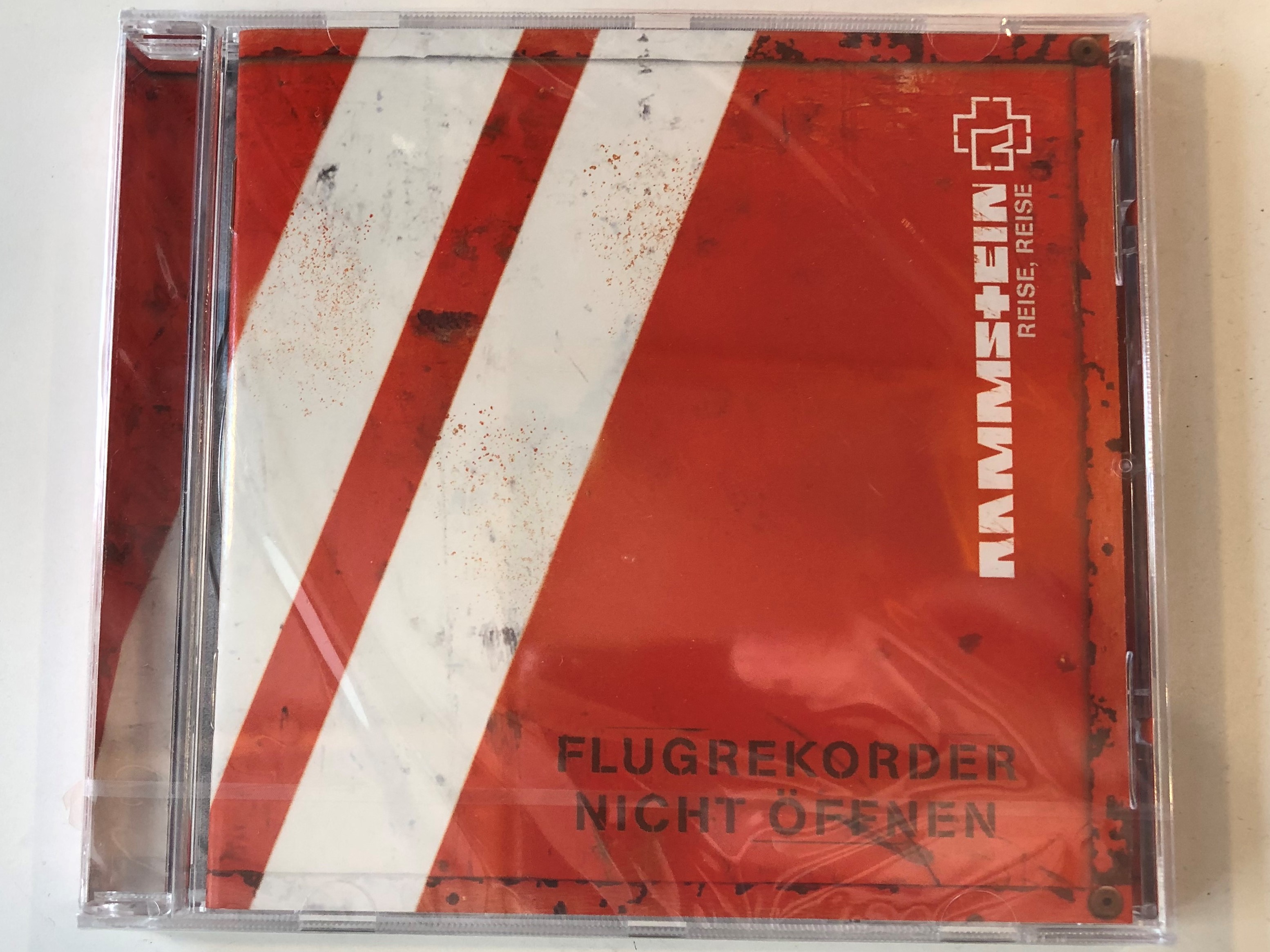 rammstein-reise-reise-flugrekorder-nicht-offnen-universal-music-audio-cd-2004-06024-9868150-3-.jpg