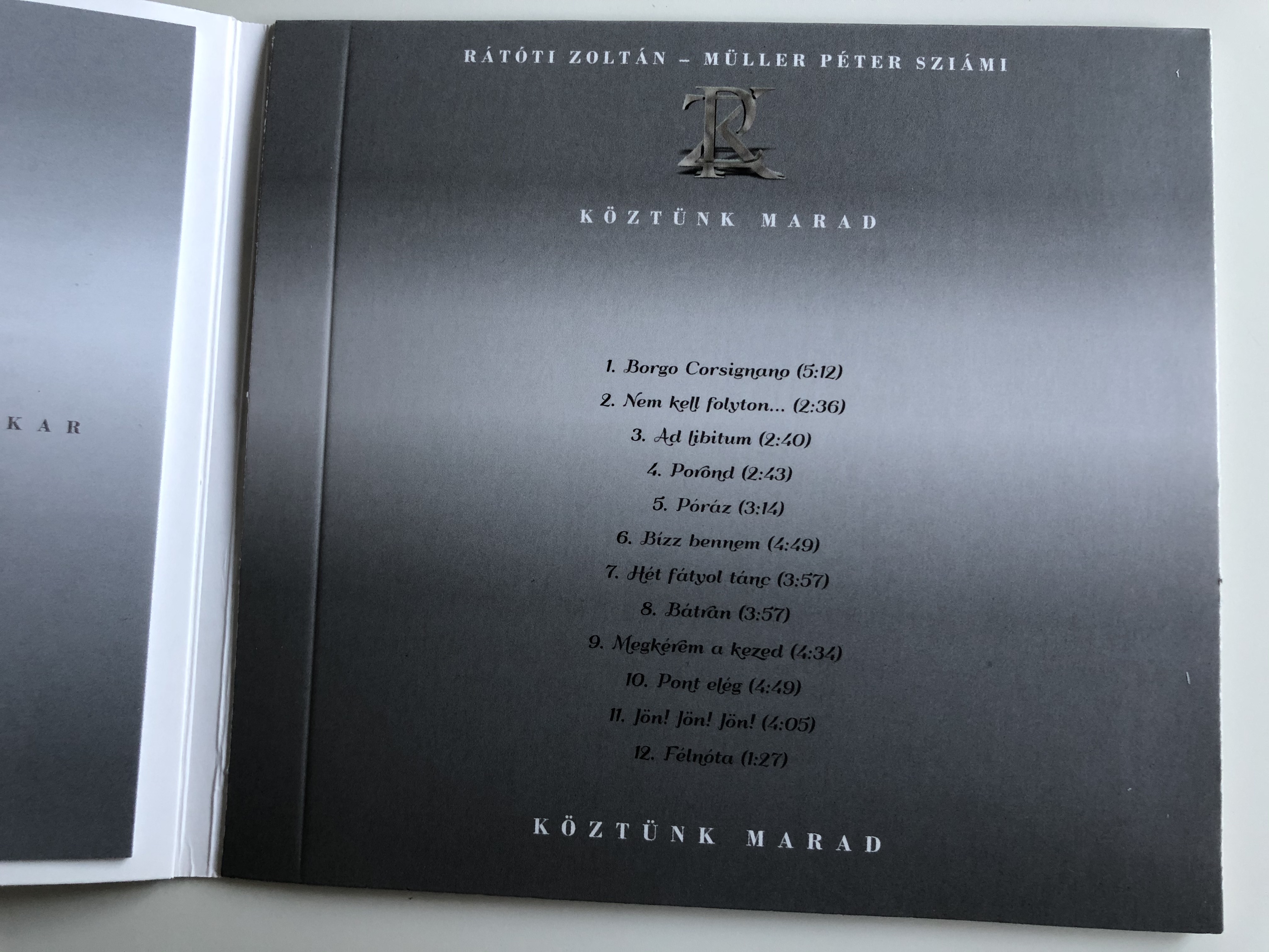 ratoti-zoltan-muller-peter-sziami-ratoti-zoltan-klubzenekar-koztunk-marad-gryllus-audio-cd-gcd-152-2015-3-.jpg