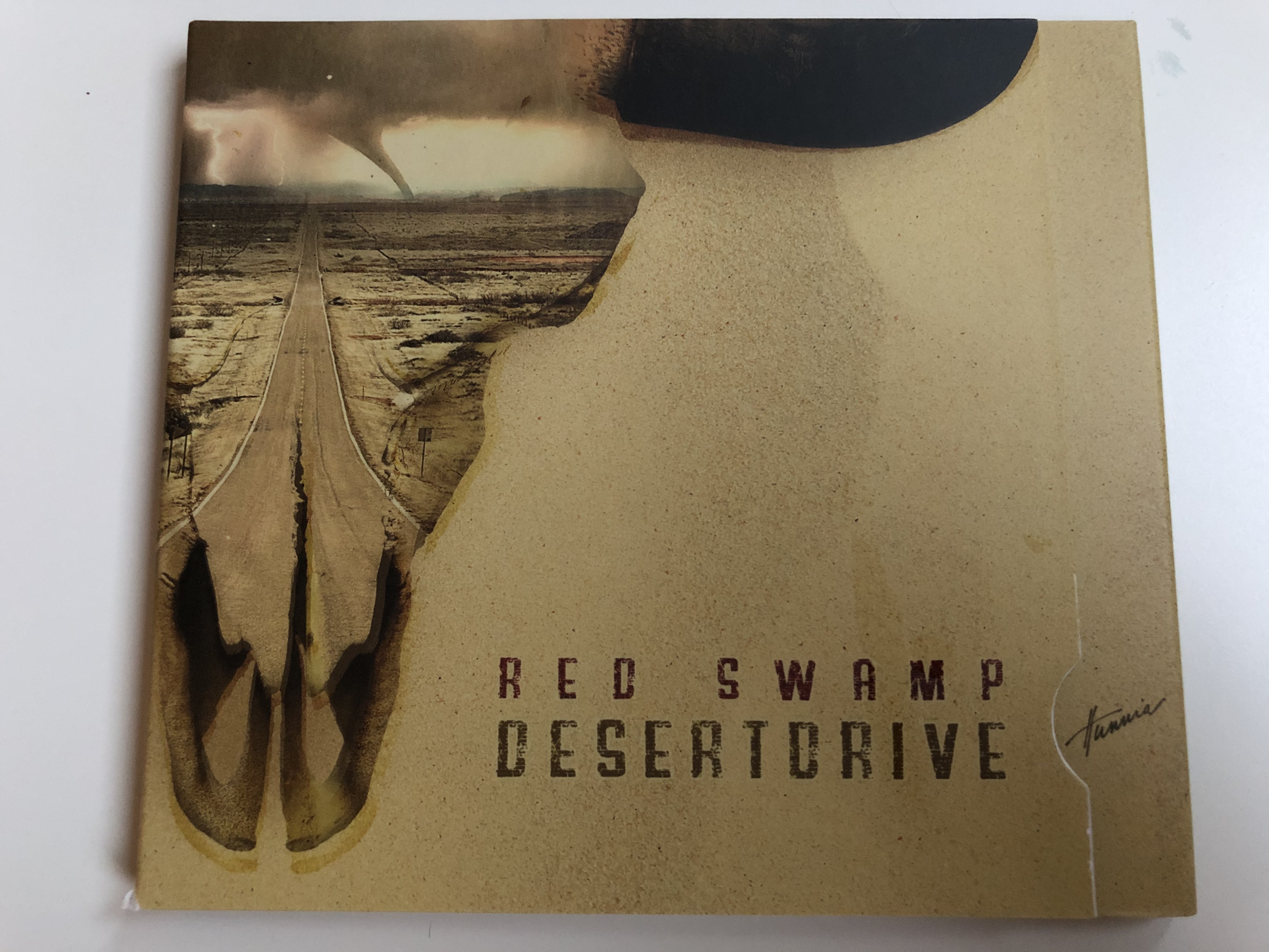red-swamp-desertdrive-hunnia-audio-cd-2018-5999883044049-1-.jpg