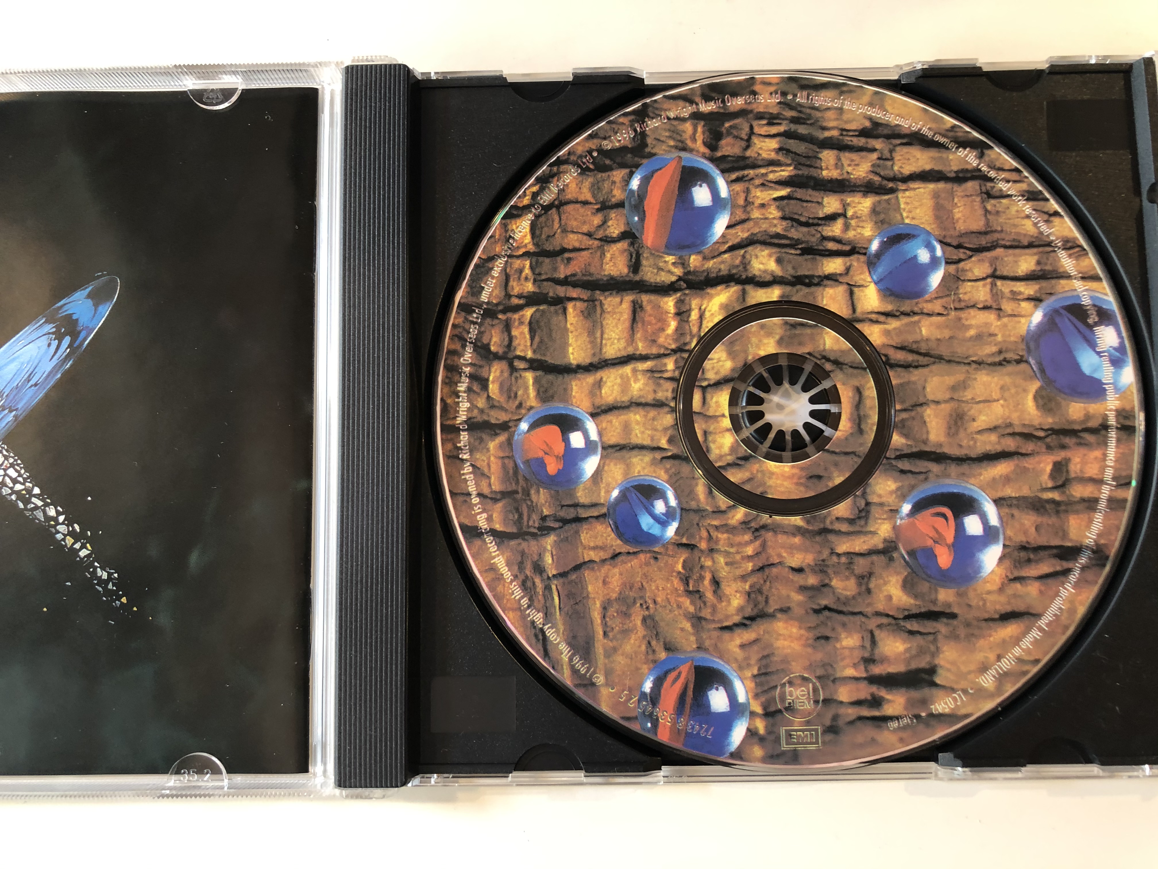 rick-wright-broken-china-emi-united-kingdom-audio-cd-1996-724385364525-2-.jpg
