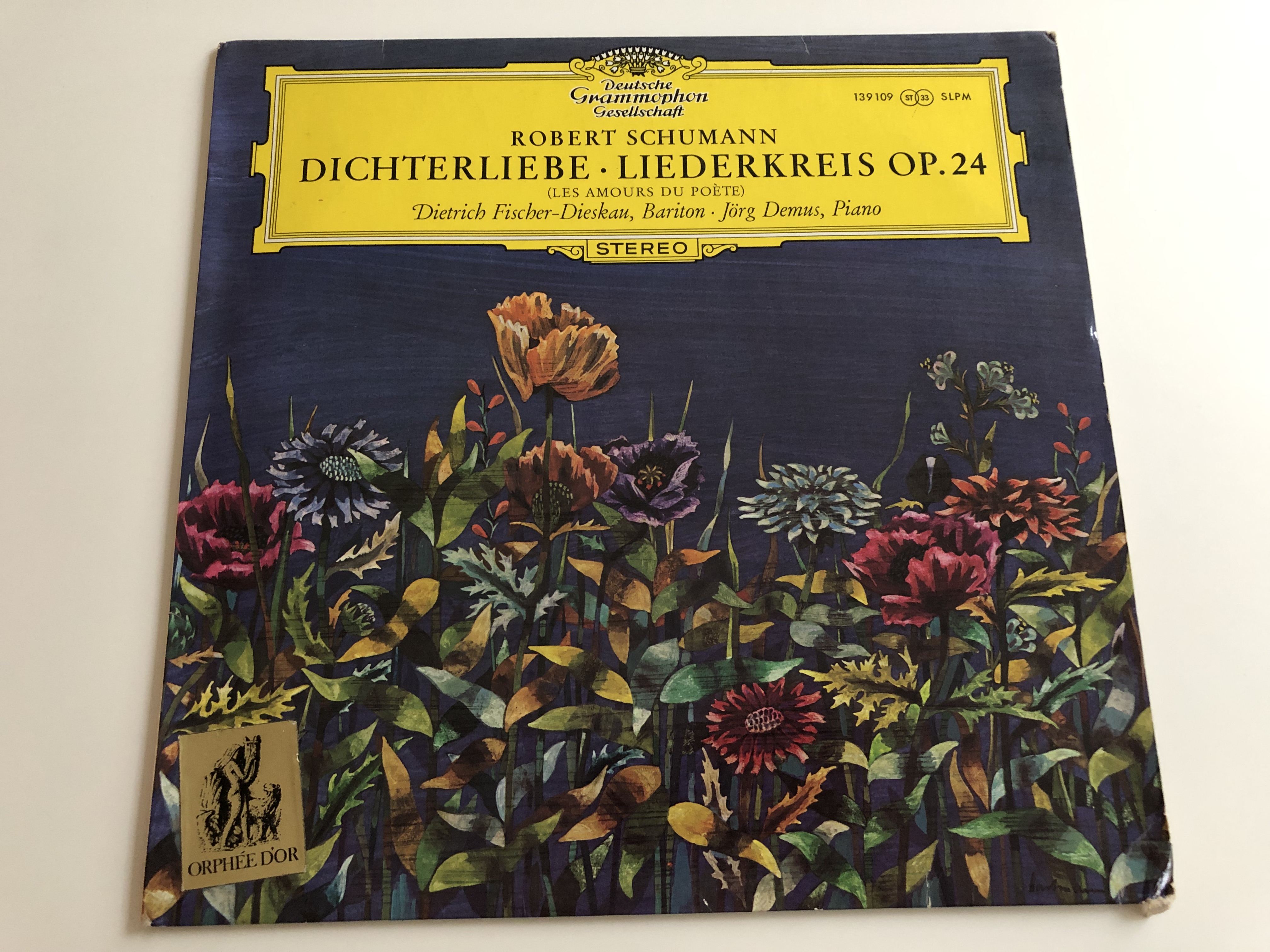 robert-schumann-dichterliebe-liederkreis-op.-24-dietrich-fischer-dieskau-bariton-j-rg-demus-deutsche-grammophon-lp-stereo-139-109-slpm-1-.jpg