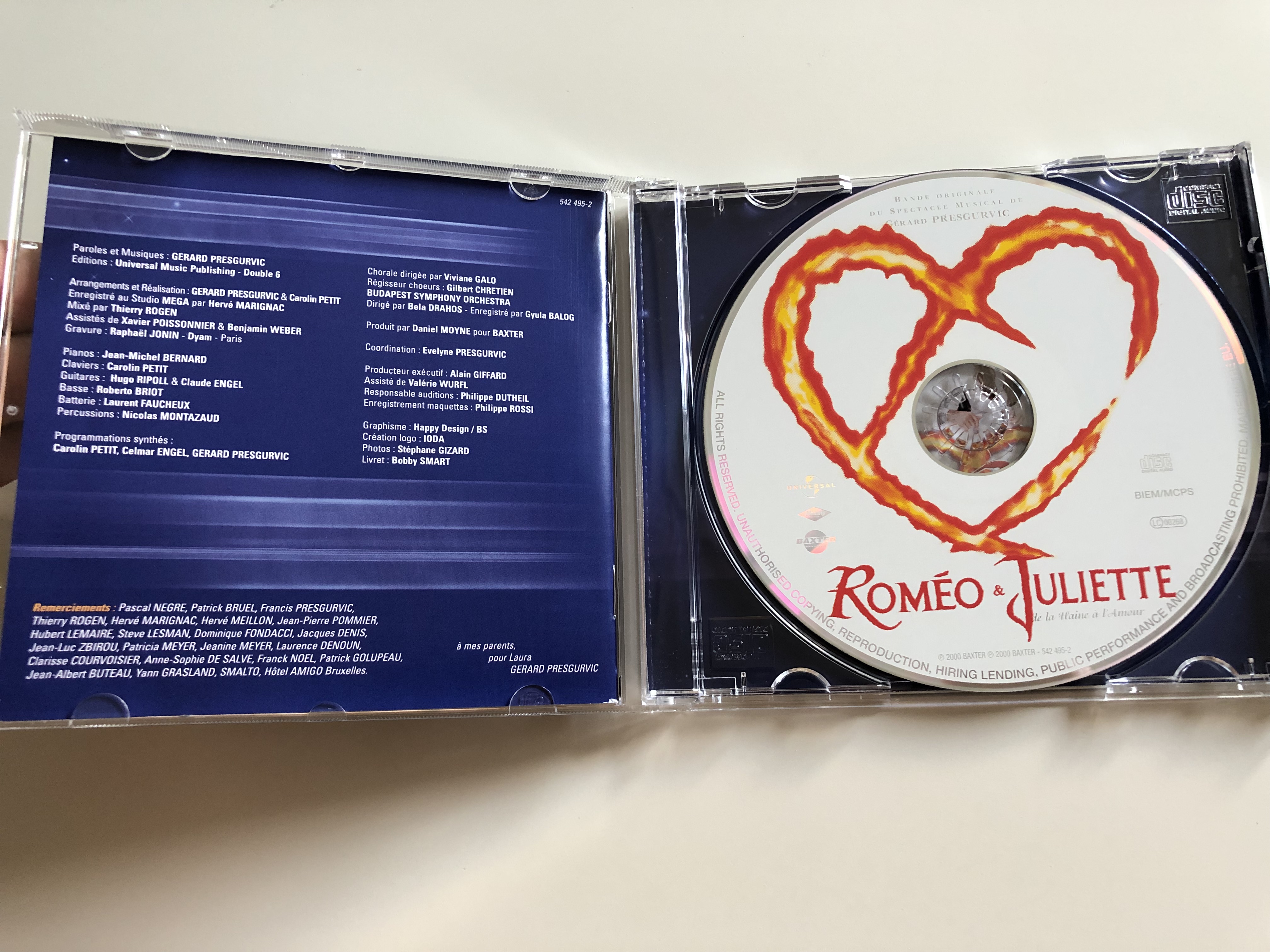 Roméo & Juliette De La Haine À L'Amour / Audio CD 2000 / Romeo & Juliet  From Hatred to Love / Bande originale du Spectacle Musical de Gerard  Presgurvic / D'aprés L'ceuvre