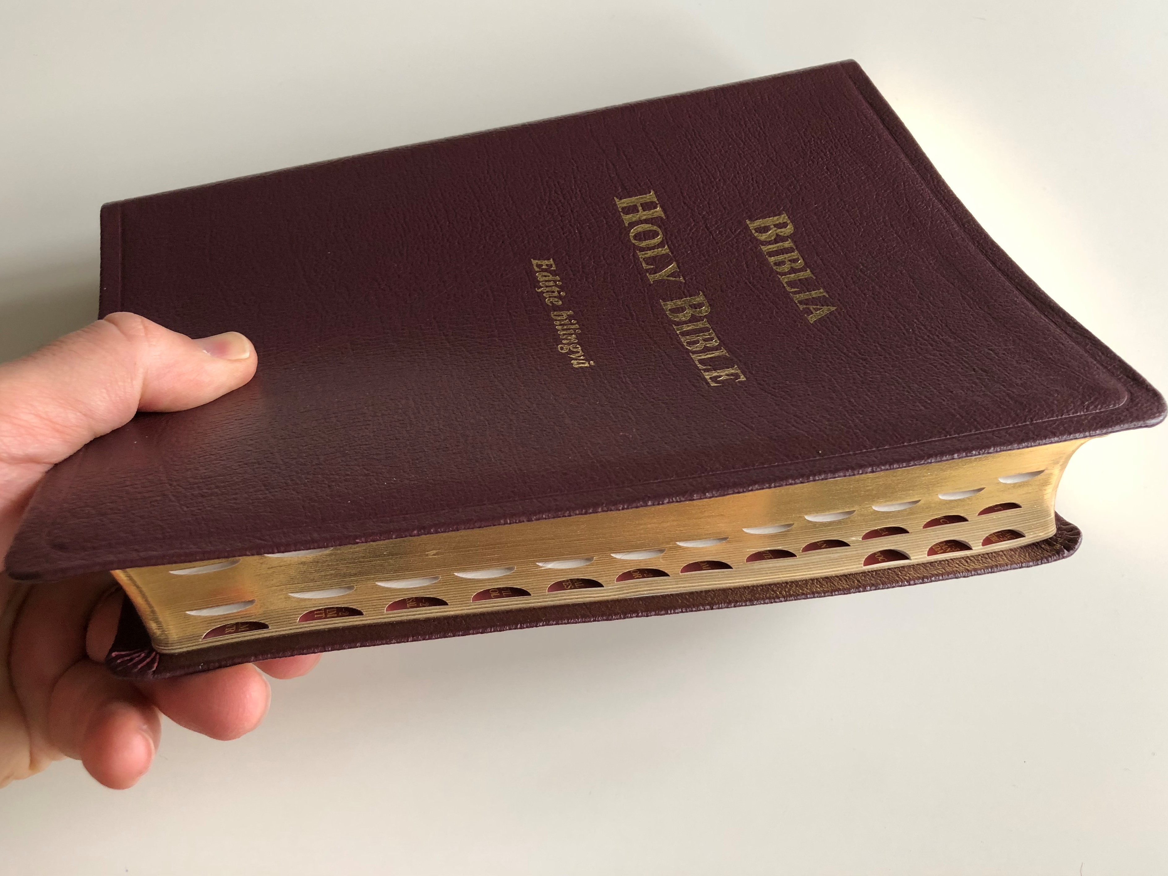 romanian-english-bilingual-holy-bible-rdcv-nkjv-burgundy-genuine-leather-bound-biblia-bilingv-rom-n-englez-golden-edges-thumb-index-2013-romanian-bible-society-21-.jpg