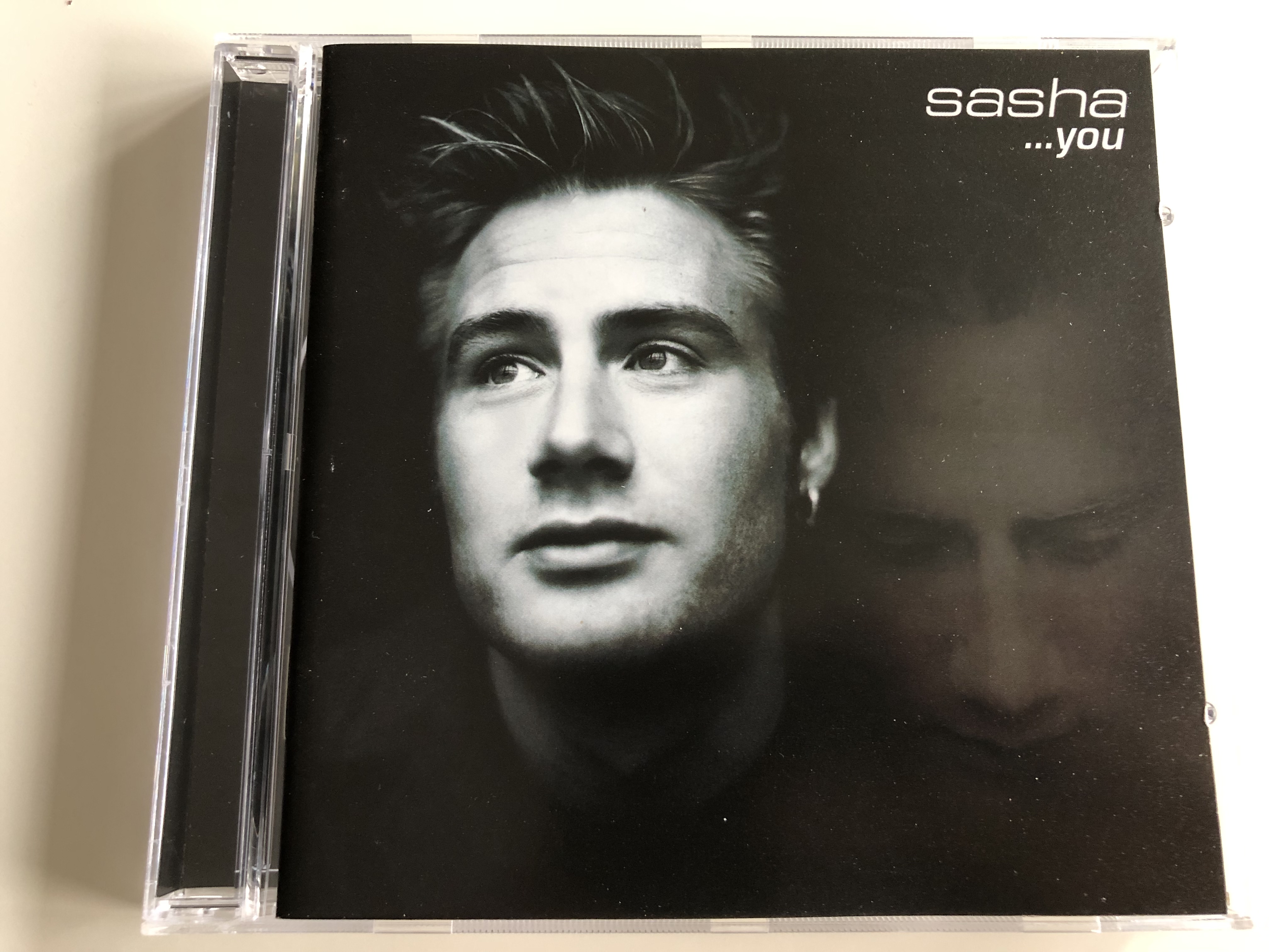 sasha-...-you-let-me-be-the-one-love-is-all-around-take-good-care-pretty-thing-reach-inside-produced-by-michael-b.-di-lorenzo-audio-cd-2000-8573-82727-2-we833-1-.jpg
