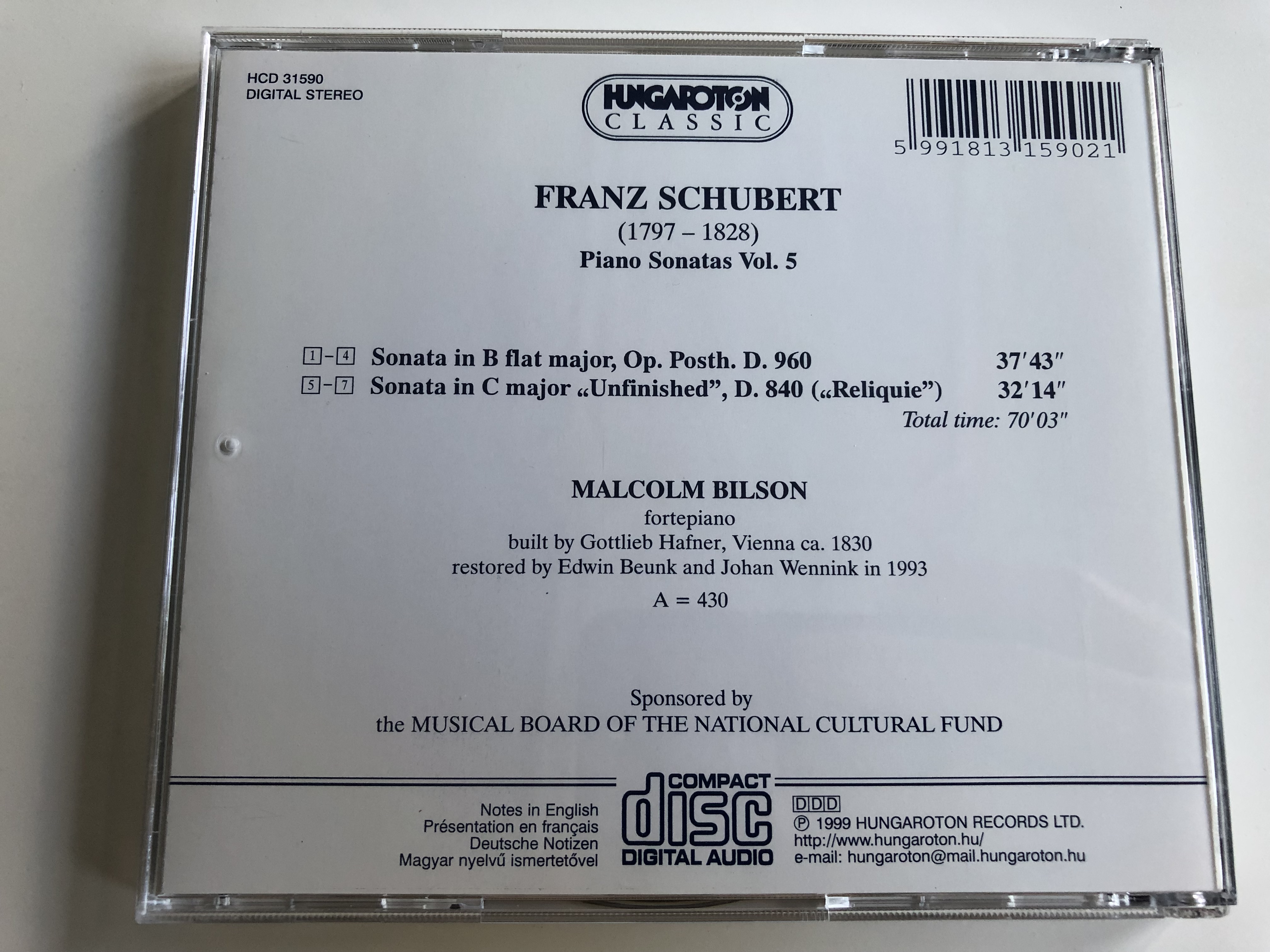 schubert-piano-sonatas-in-b-flat-major-d.960-in-c-major-d.-840-unfinshed-malcolm-bilson-fortepiano-hungaroton-classic-hcd-31590-audio-cd-1999-7-.jpg