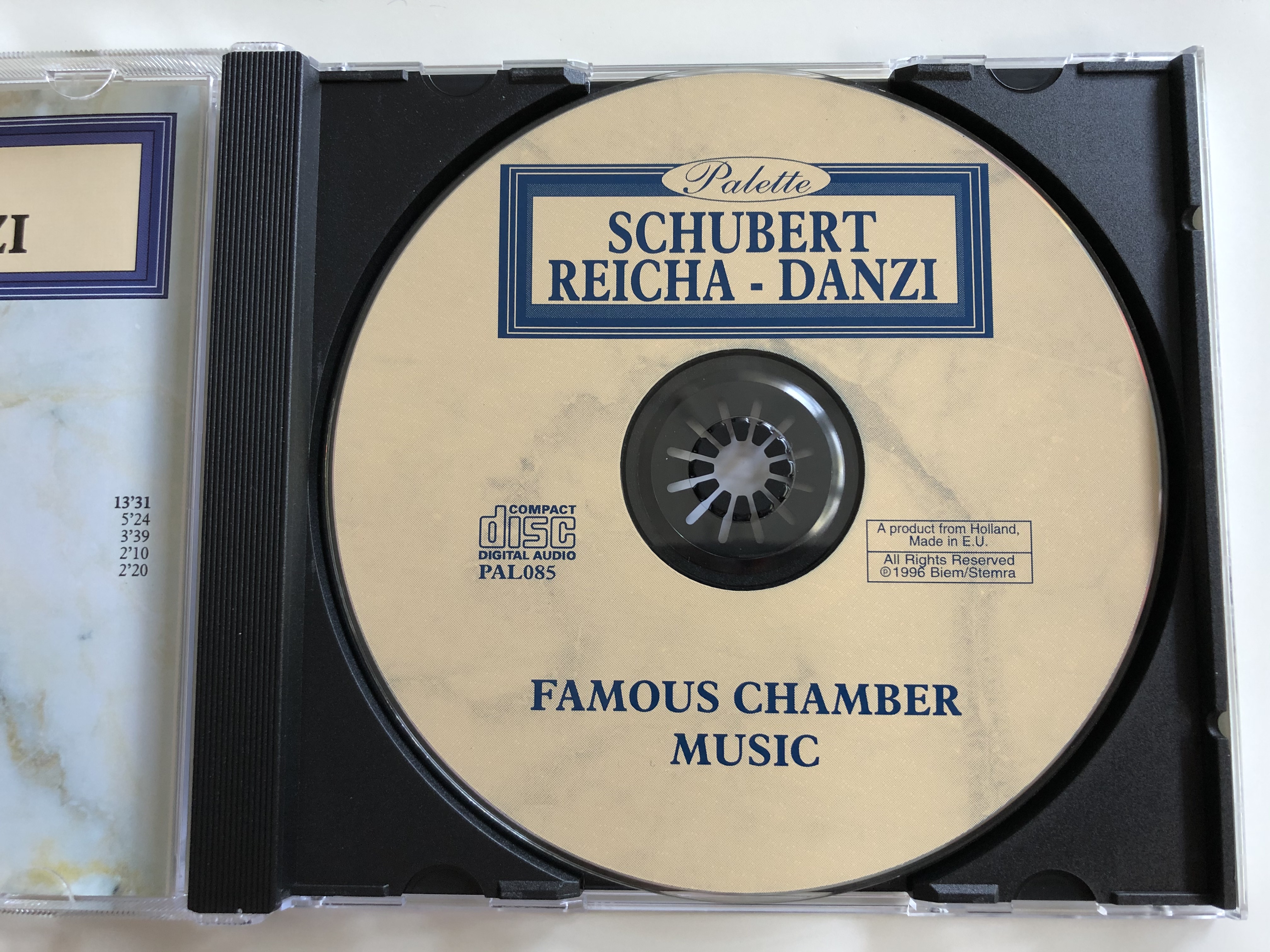 schubert-reicha-danzi-famous-chamber-music-palette-audio-cd-1996-pal085-3-.jpg
