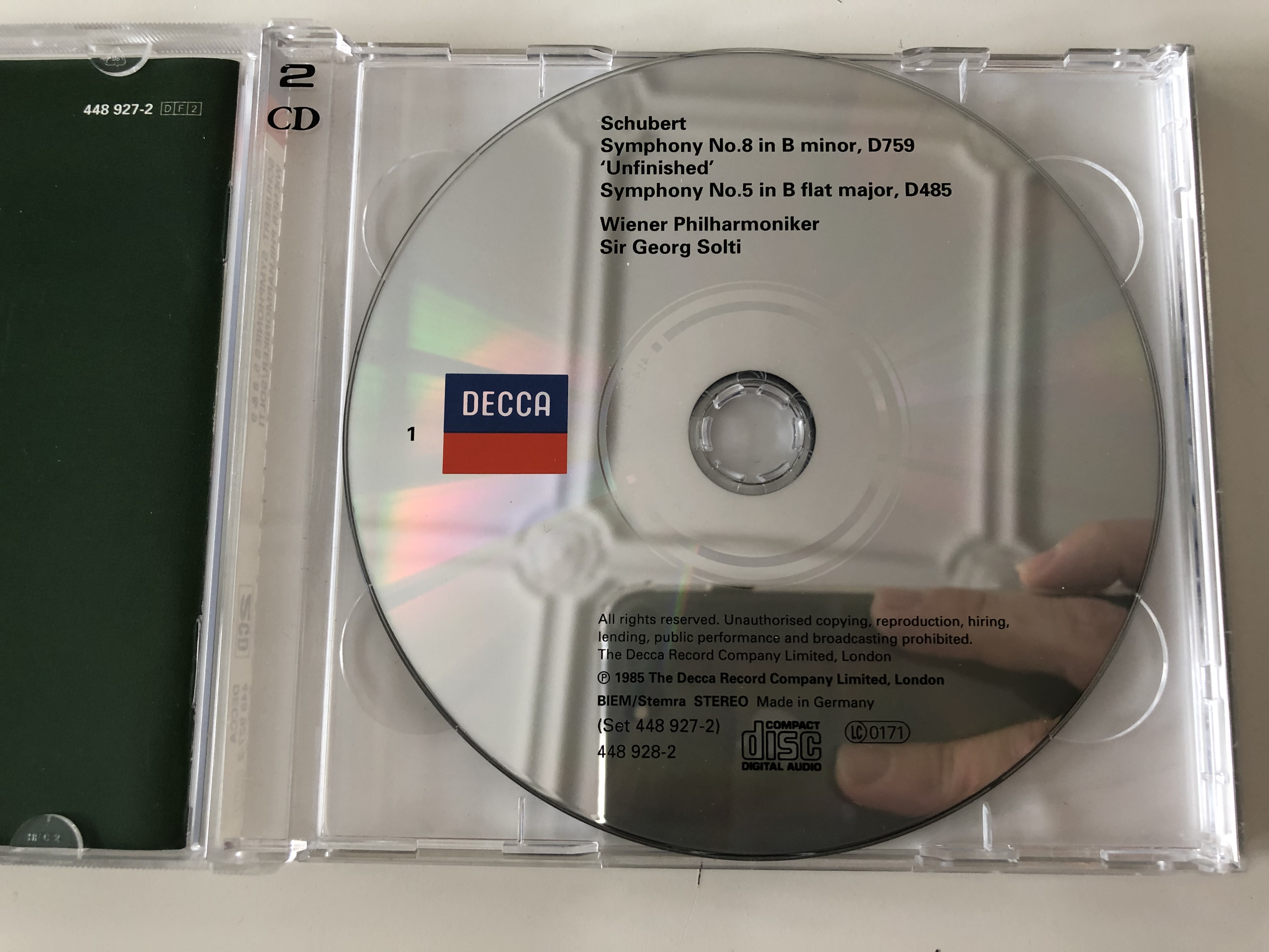 schubert-the-3-great-symphonies-symphonies-5-8-9-wiener-philharmoniker-sir-georg-solti-double-decca-decca-2x-audio-cd-448-927-2-6-.jpg