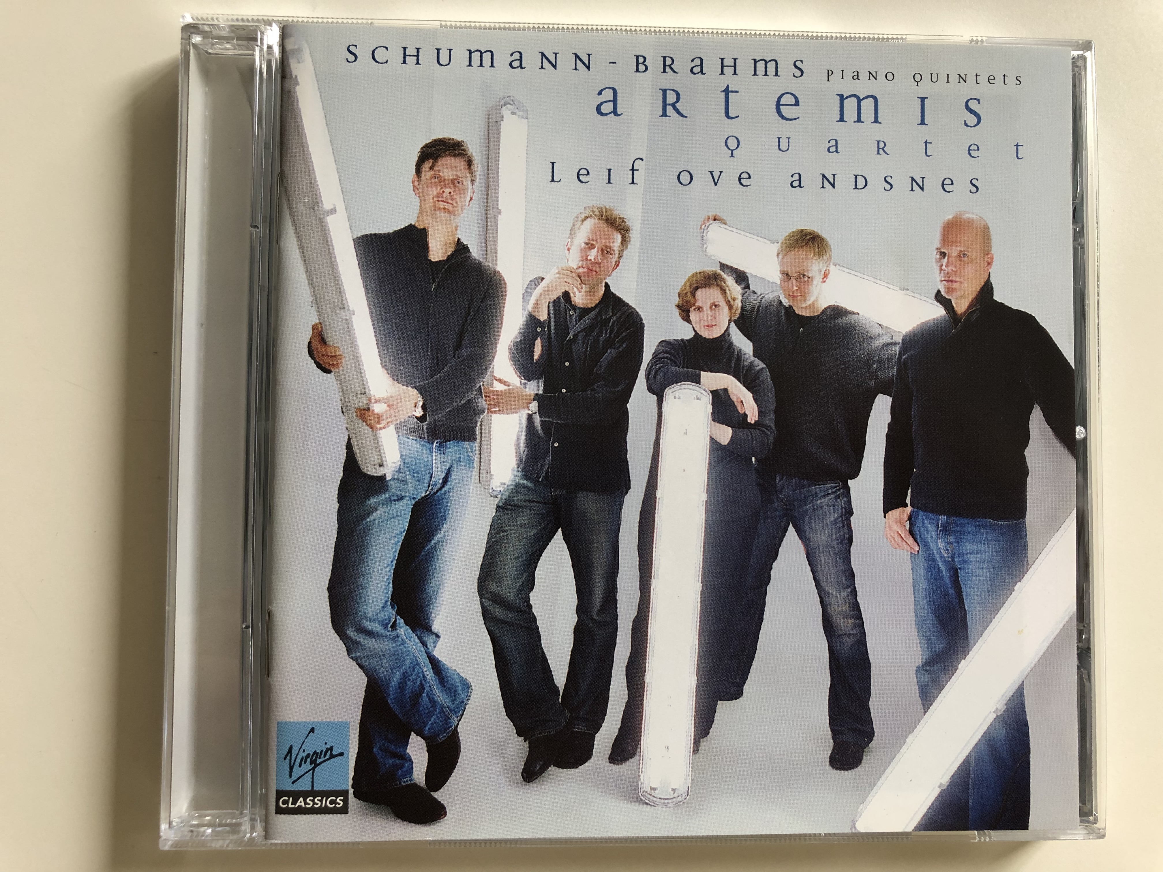 schumann-brahms-piano-quintets-artemis-quartet-leif-ove-andsnes-piano-virgin-classics-audio-cd-2007-emi-1-.jpg
