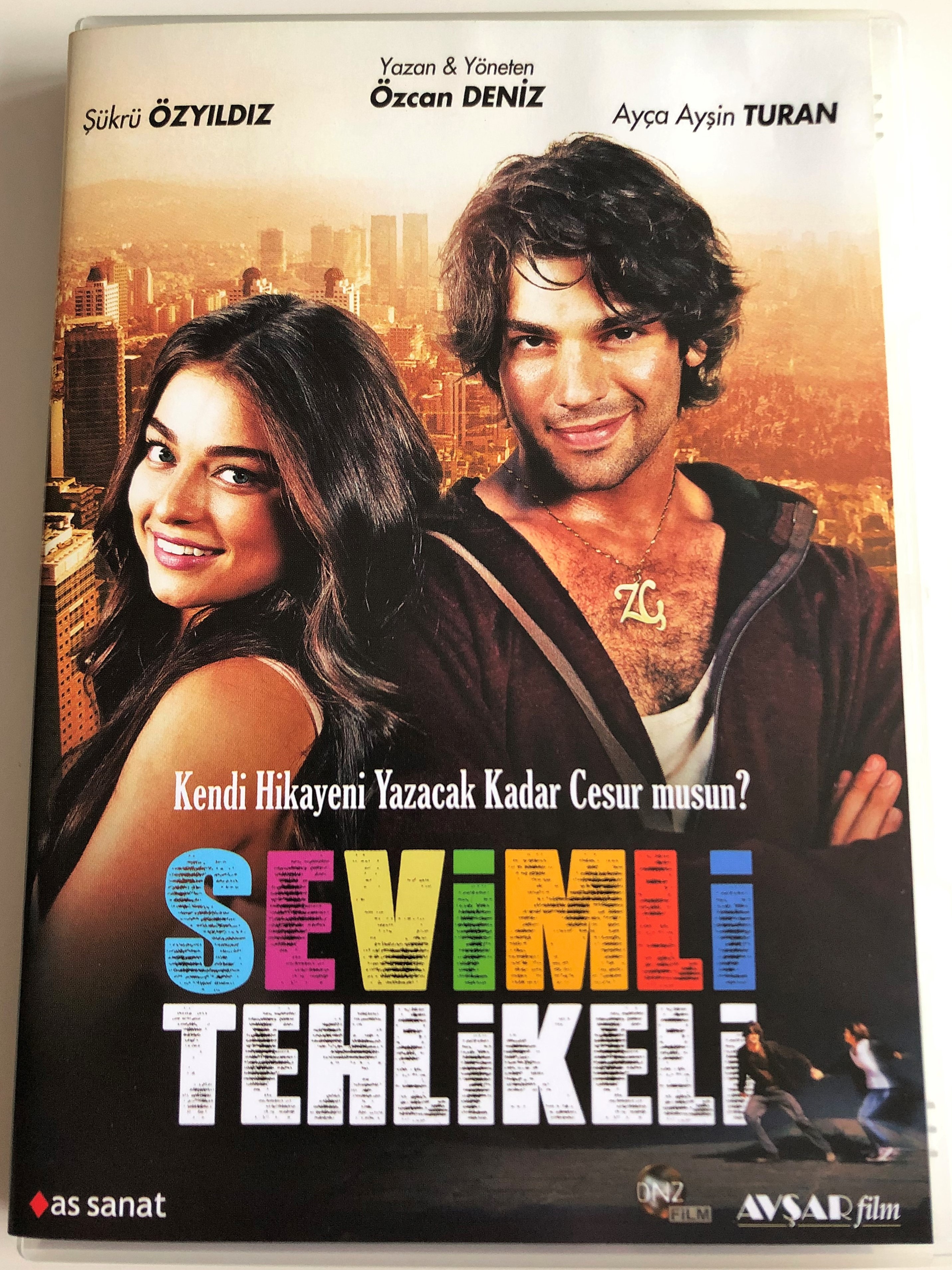 sevimli-tehlikeli-dvd-2015-sweet-and-dangerous-directed-by-zcan-deniz-starring-kr-zy-ld-z-ay-a-ay-in-turan-1-.jpg
